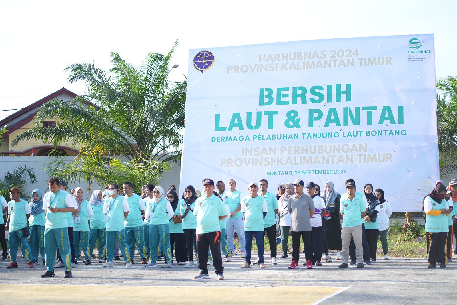 Gerakan Bersih Laut dan Pantai Harhubnas 2024 di Bontang: Komitmen Bersama Menjaga Lingkungan