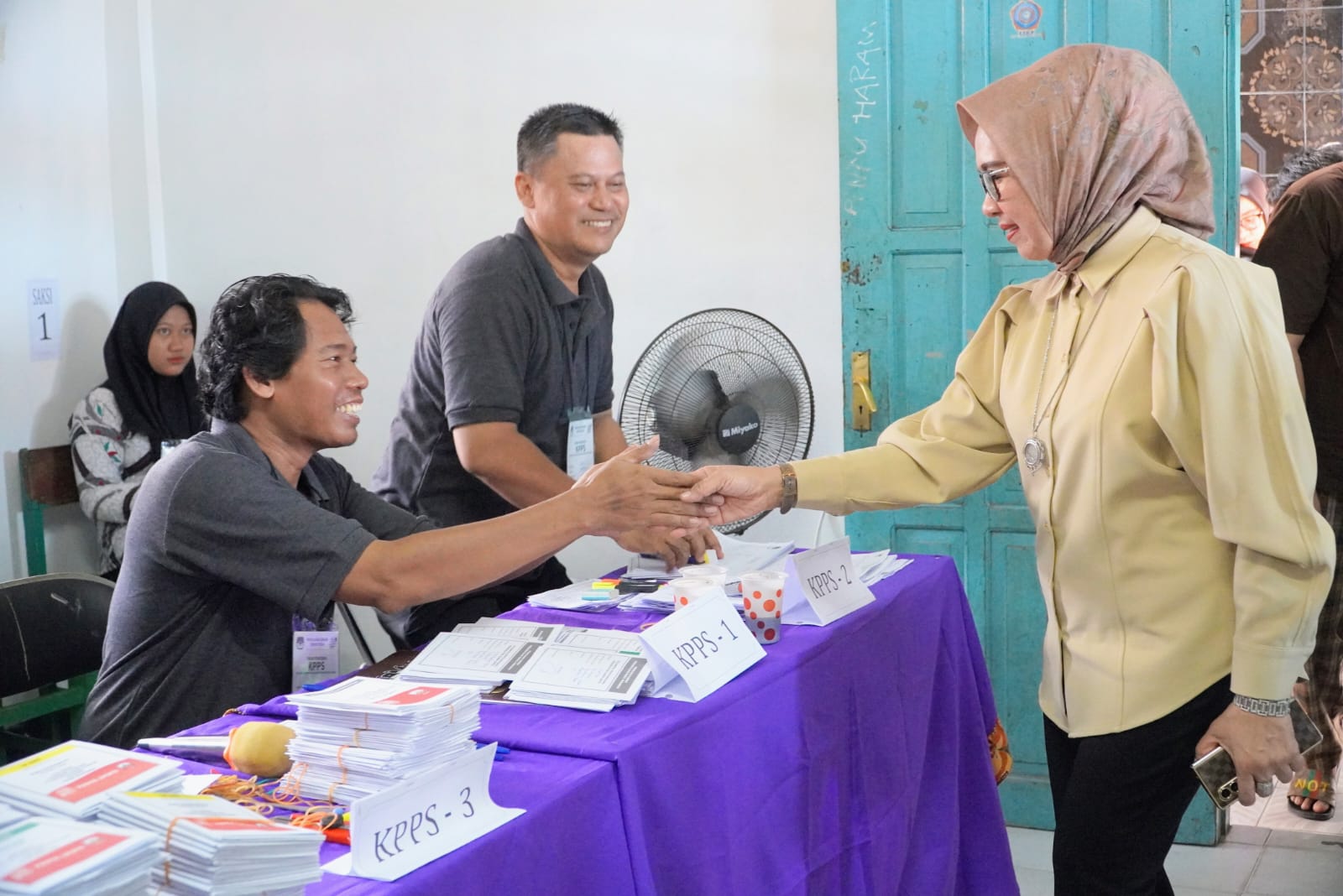 Datang ke TPS, Wakil Walikota Bontang Himbau Masyarakat Gunakan Hak Pilih