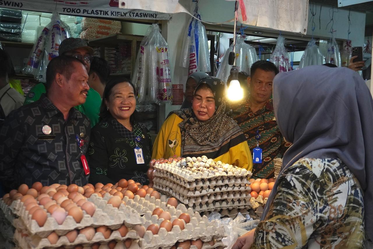 Jelang Lebaran Haji, Pemkot Monitoring Harga dan Stok Bahan Pokok di Pasar TAMRIN