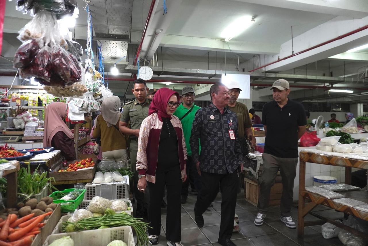 Jelang Lebaran Haji, Pemkot Monitoring Harga dan Stok Bahan Pokok di Pasar TAMRIN