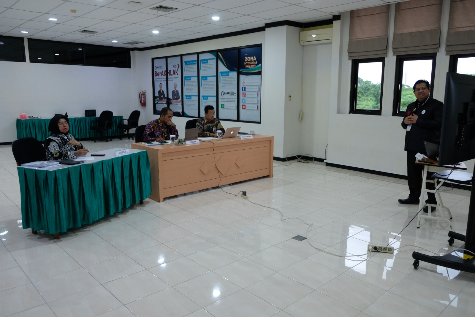 Meningkatkan Kompetensi Kepemimpinan, Lima Pejabat Tinggi Pratama Bontang Ikuti Pelatihan Kepemimpinan Nasional di LAN Samarinda
