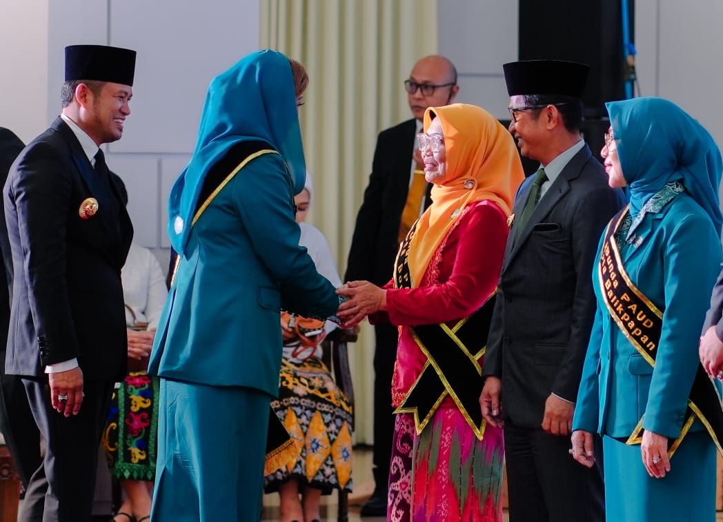 Ketua TP PKK, Dekranasda, Posyandu, dan Bunda PAUD se-Kalimantan Timur Resmi Dilantik