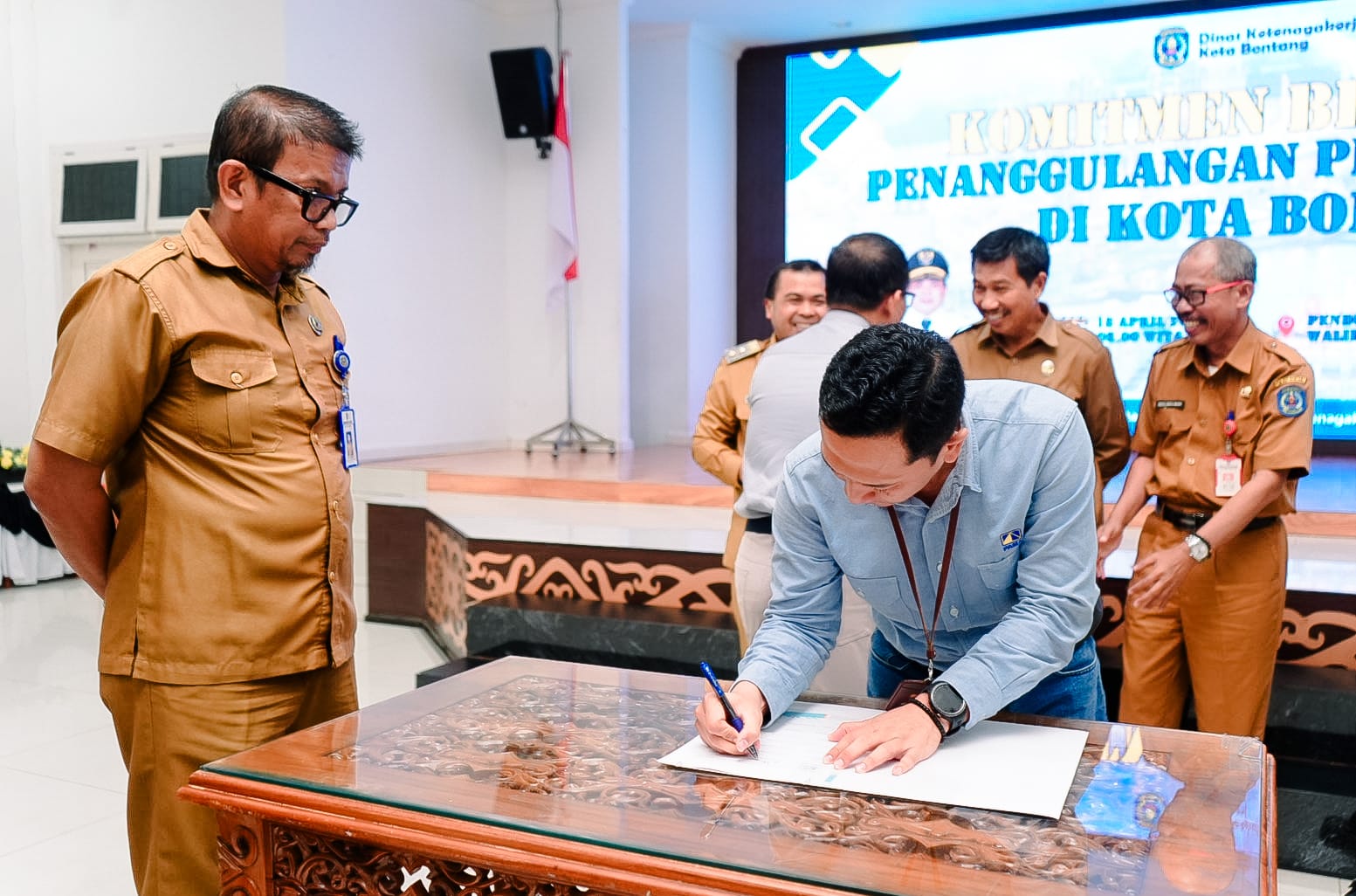 Sinergi Atasi Pengangguran: Pemkot Bontang Gandeng 124 Perusahaan dalam MoU