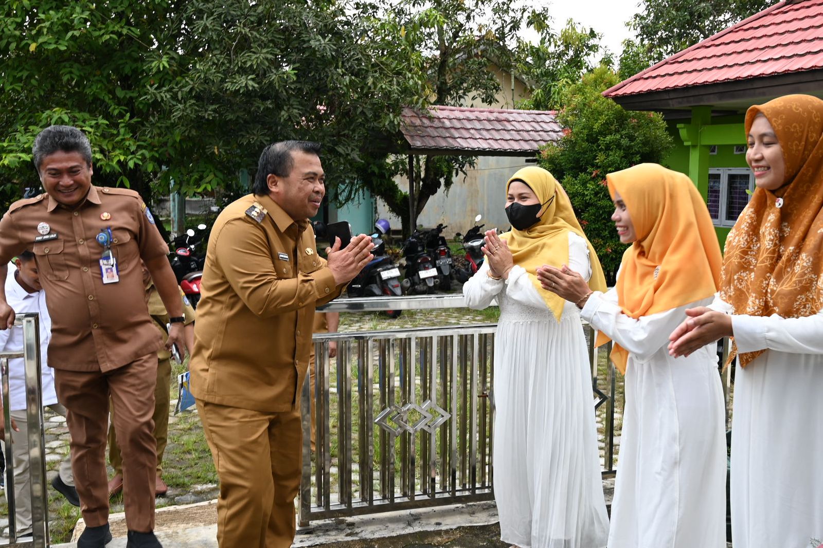 Hadiri Halal Bi Halal Idulfitri 1446 H di TPQ Al-Marrotain, Agus Haris : Ini Simbol Keberagaman Antar Ummat Beragama
