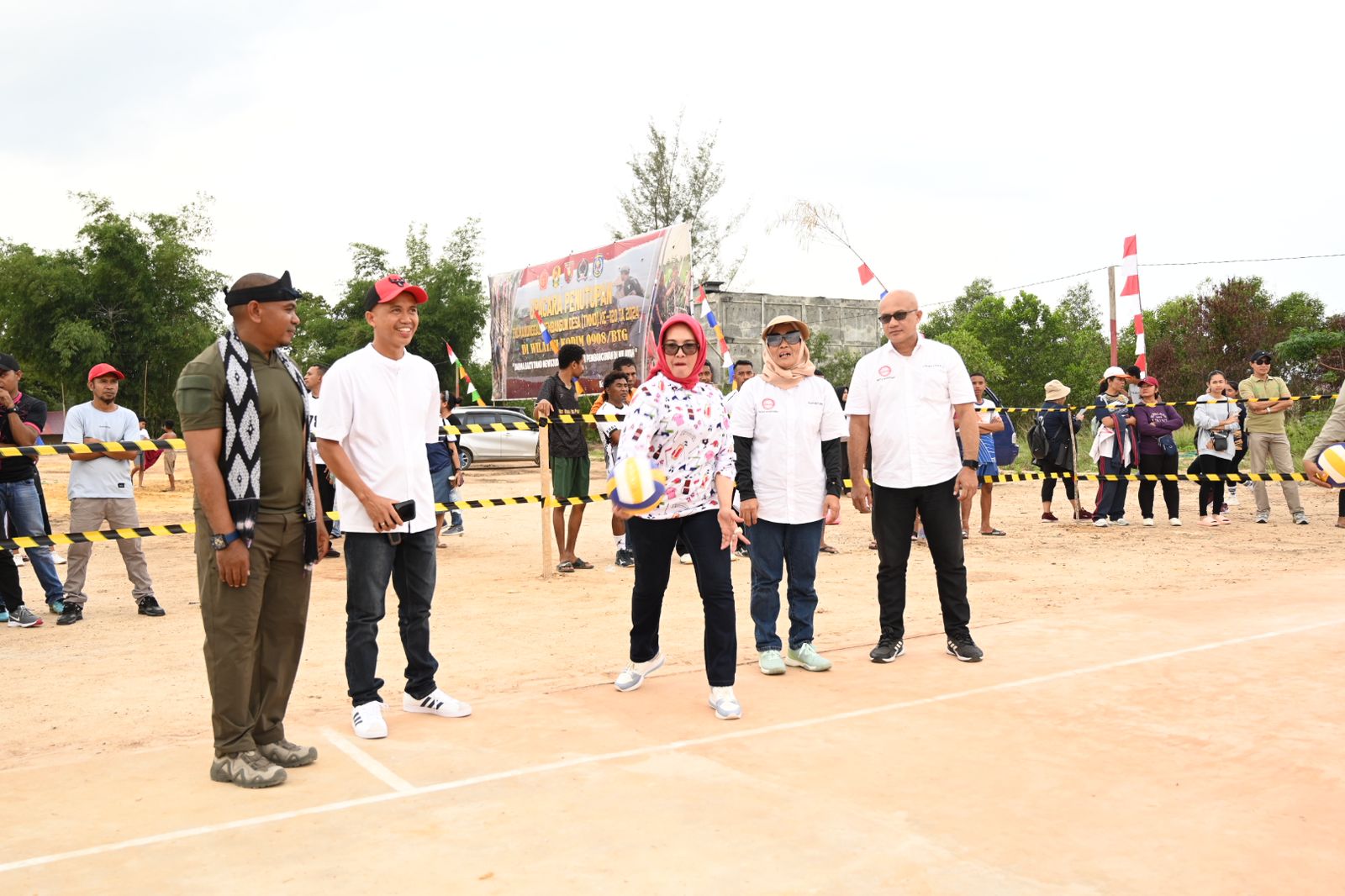 Wawali Najirah Buka Turnamen Bola Voli IKBNTT CUP 2 di Bontang