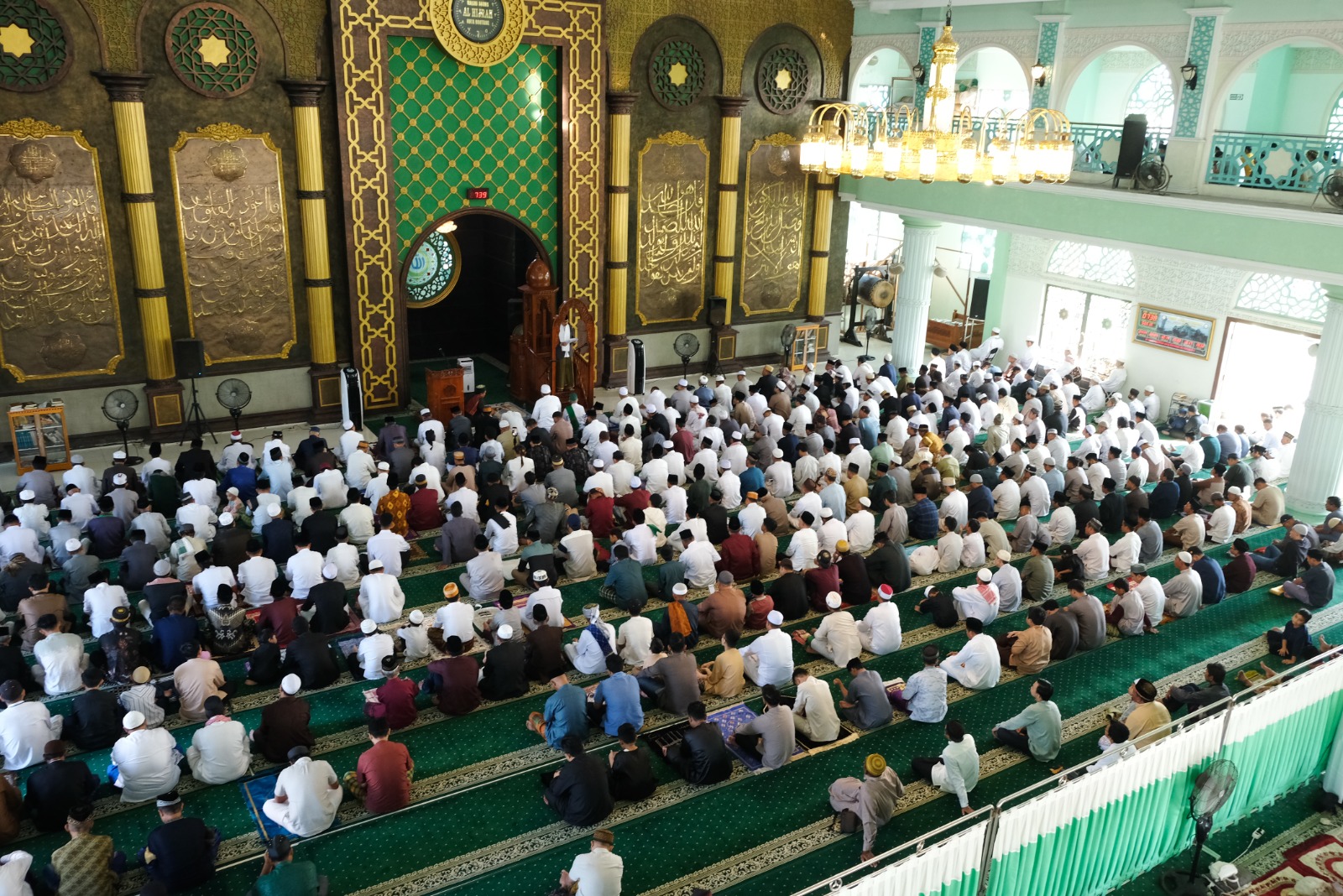 Walikota Basri Sholat Ied di Al Hijrah: Ajak Tingkatkan Kepekaan dan Solidaritas kepada Sesama