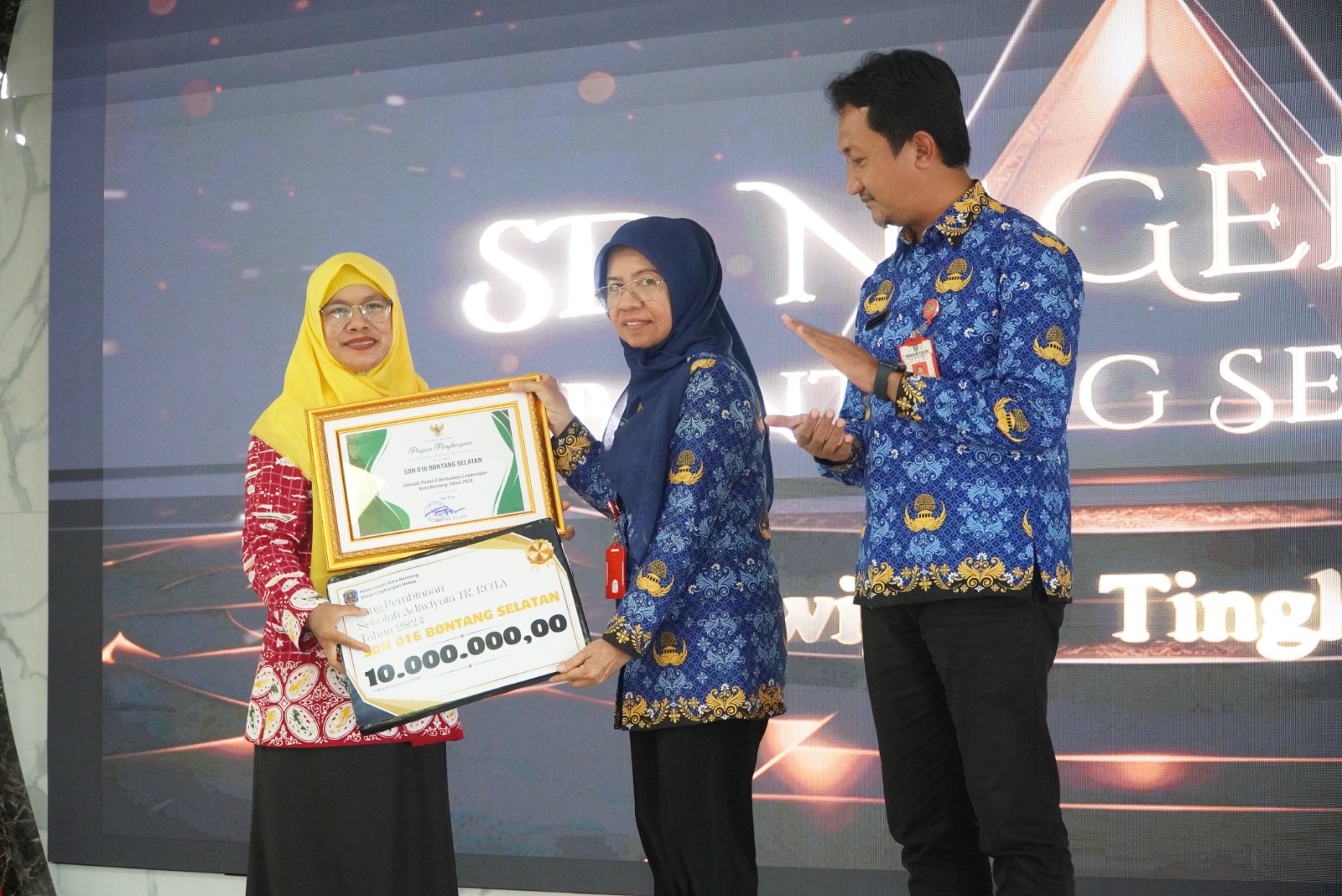 Penganugerahan Lingkungan Kota Bontang 2024: Prestasi dan Komitmen Bersama