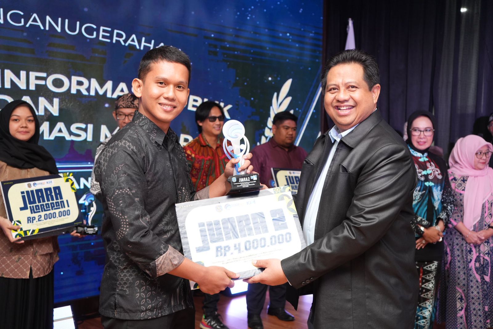 BKPSDM Jawara PPID OPD, Satimpo Sabet 2 Kejuaraan dalam Anugerah PPID dan KIM Diskomimfo 2024