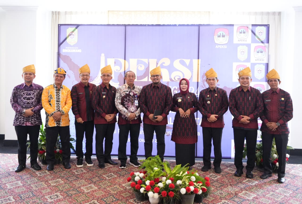 Pjs. Walikota Bontang Hadiri Raker Komwil Apeksi Regional Kalimantan di Singkawang
