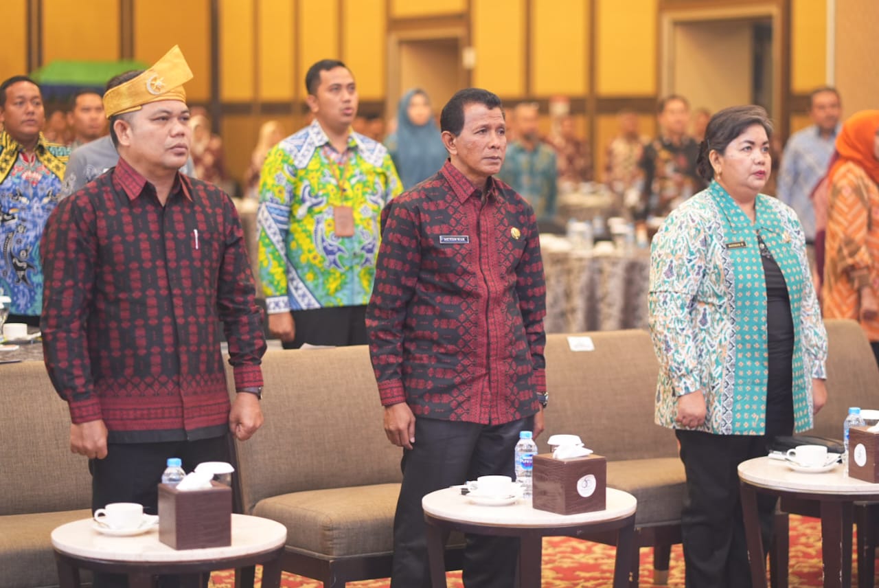 Pjs. Walikota Bontang Hadiri Raker Komwil Apeksi Regional Kalimantan di Singkawang