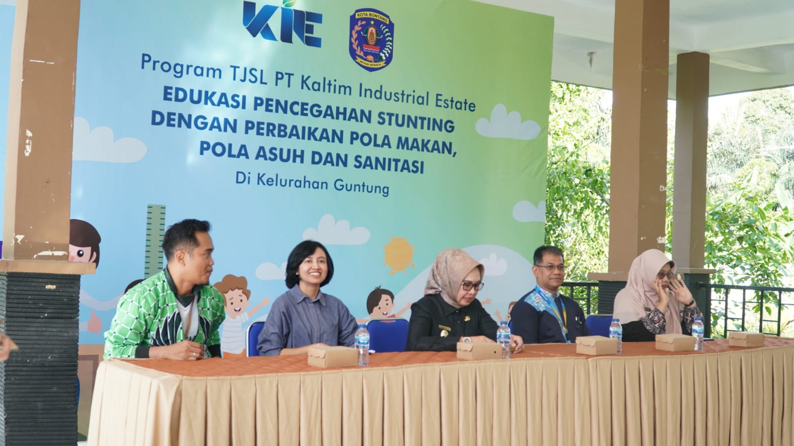 Hadiri Edukasi Pencegahan Stunting KIE di Guntung, Najirah Ajak Masyarakat Komitmen Cegah Stunting