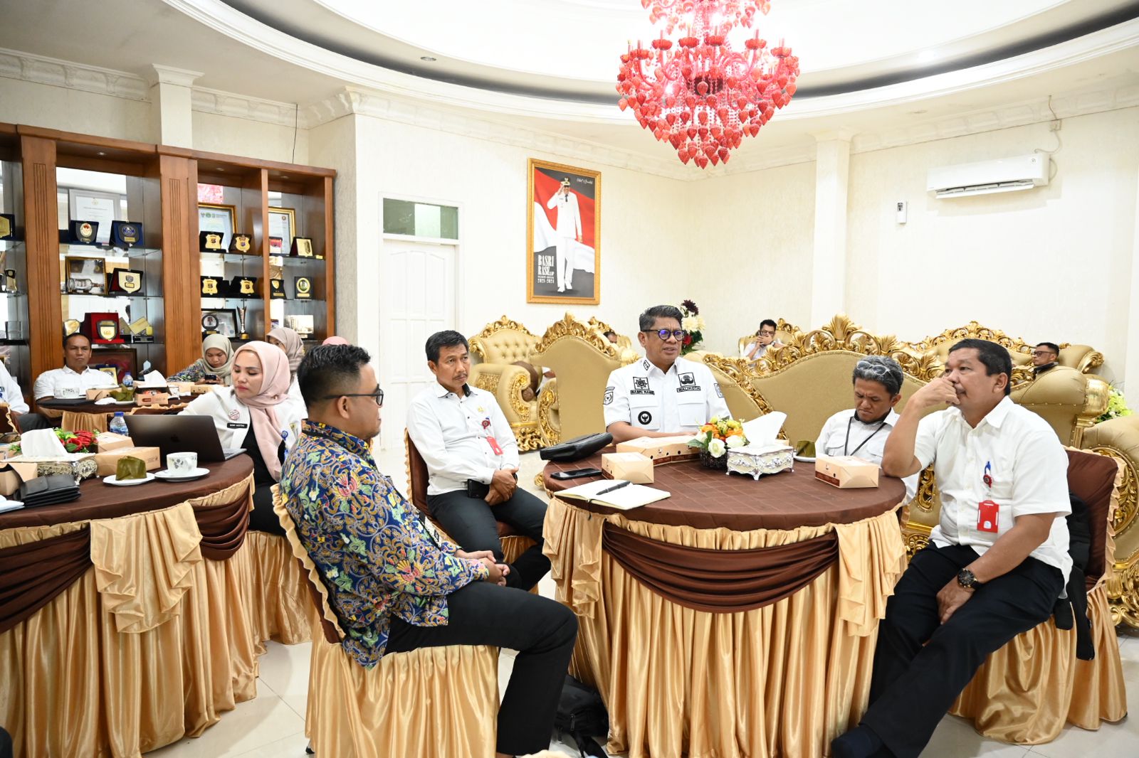 Walikota Tandatangani Komitmen Layanan Sanitasi Berkelanjutan di Kota Bontang