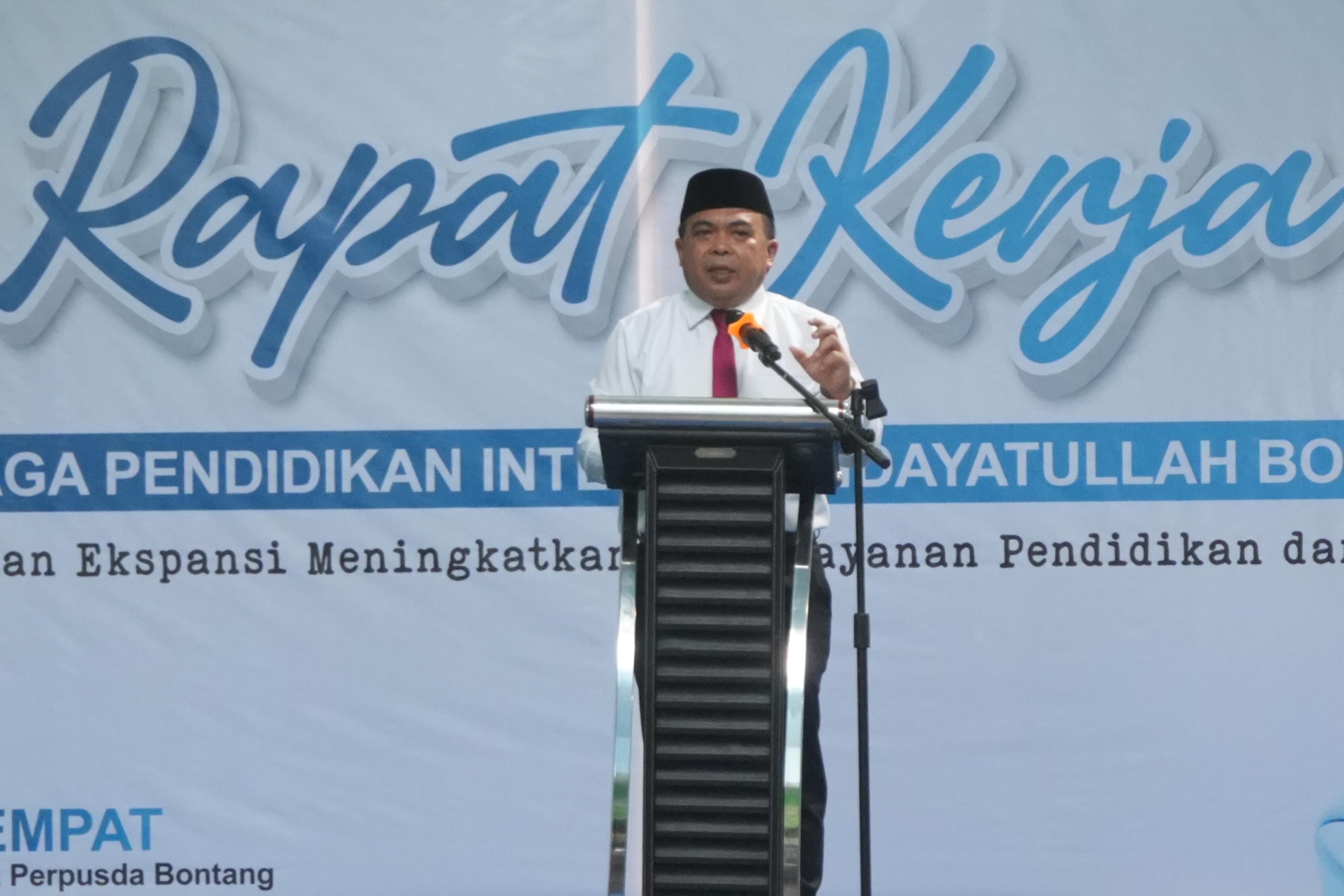 Pembukaan Rapat Kerja Sekolah LPIT Hidayatullah Bontang, Agus Haris : Sinergi dan Evaluasi untuk Pendidikan Berkualitas