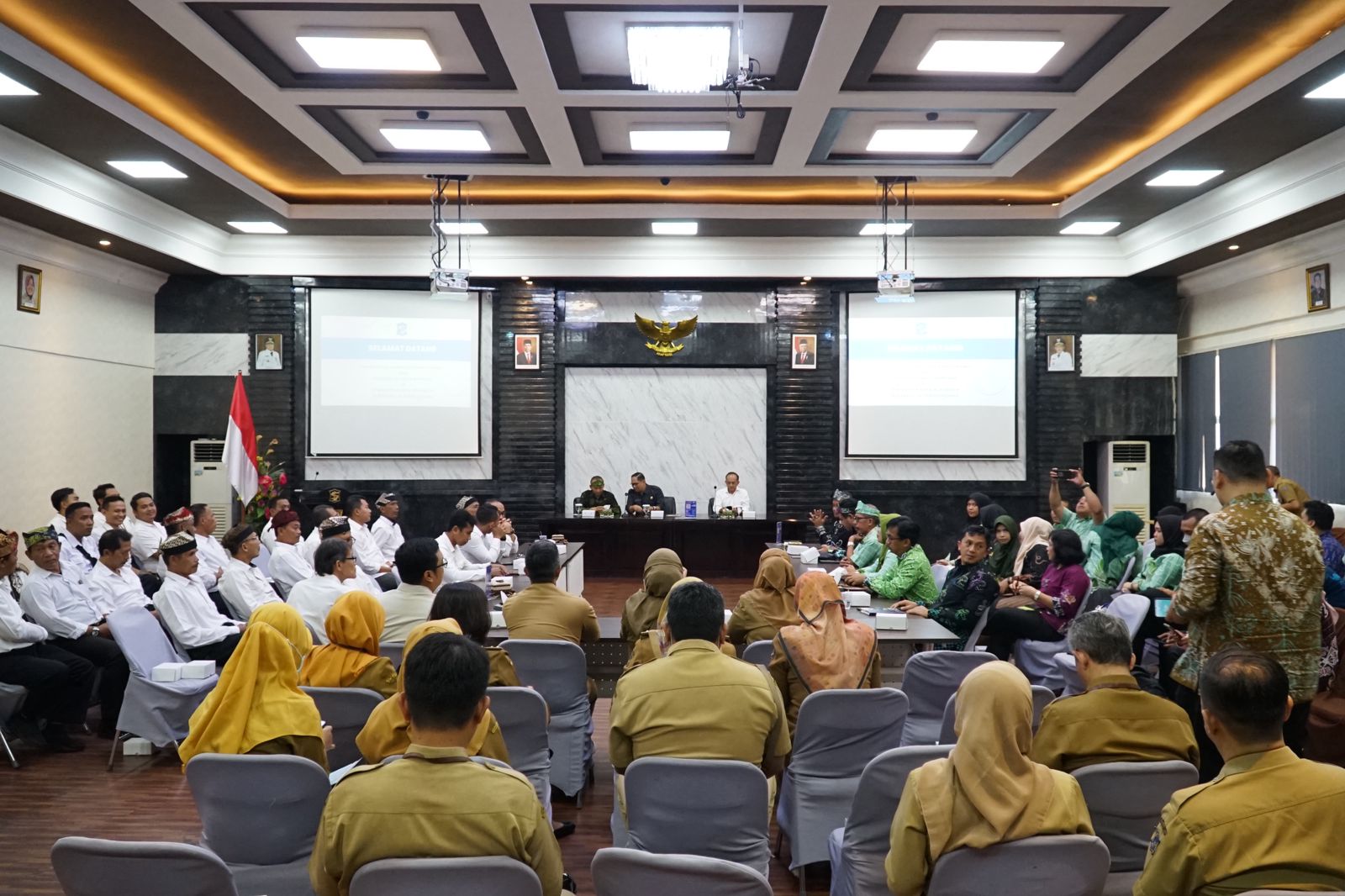 Percepatan Penghapusan Kemiskinan Ekstrem: Bontang Kunjungi Surabaya untuk Studi Pembelajaran P3KE