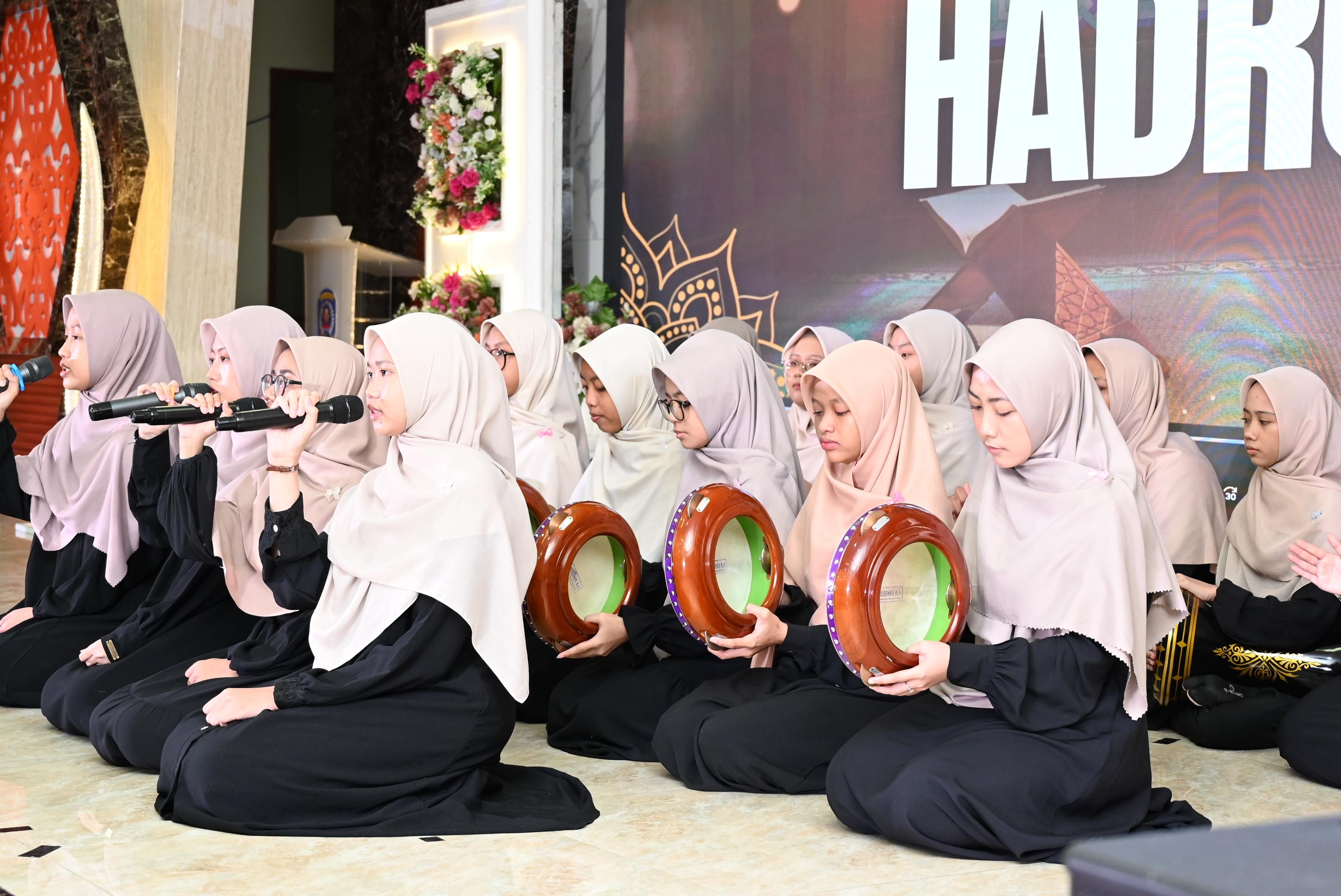 Kelas Akselerasi Tahfiz SMA IT DHBS Gelar Imtihan dan Tasyakuran, Suharto Tekankan Pentingnya Pendidikan Agama untuk Generasi Muda