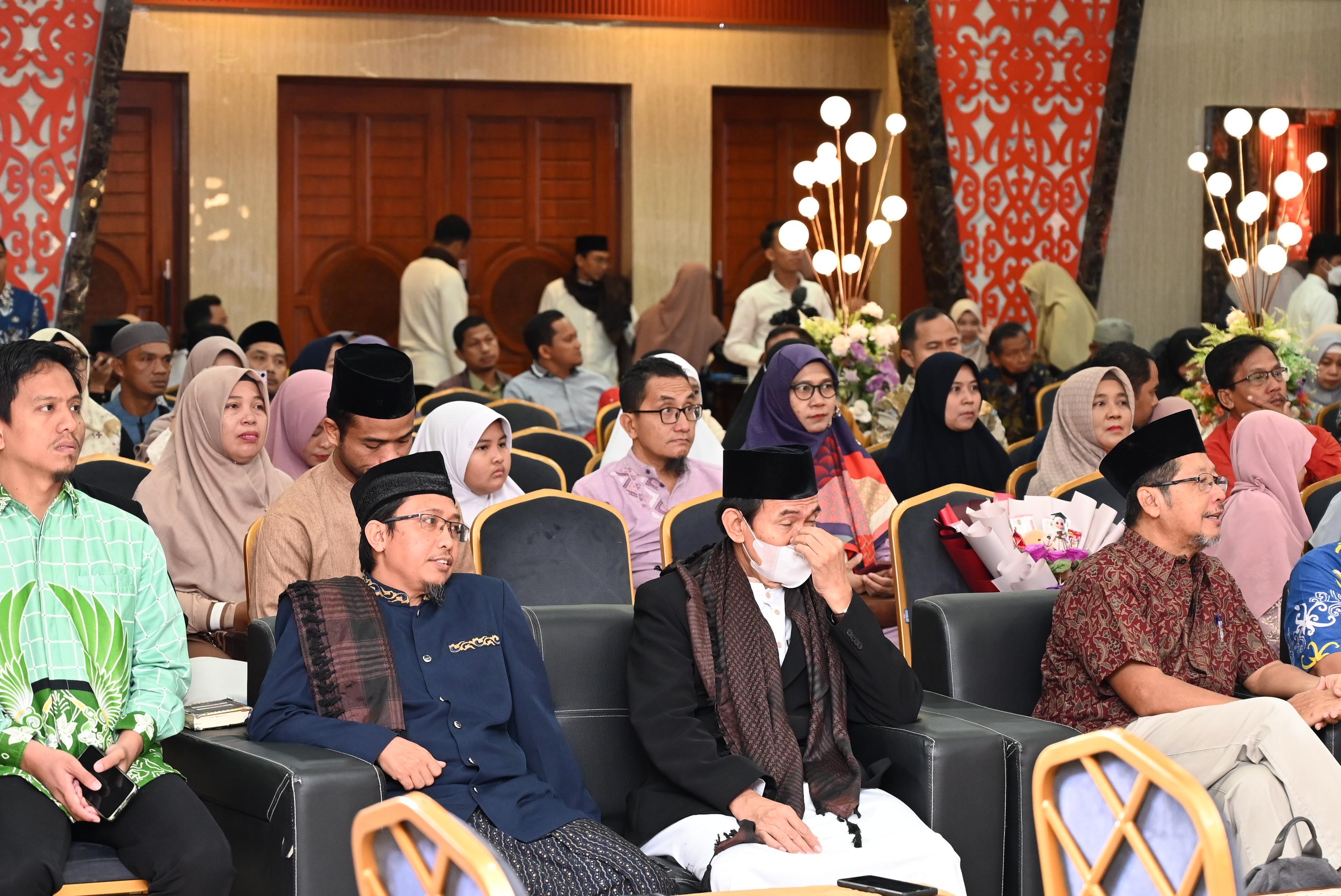 Kelas Akselerasi Tahfiz SMA IT DHBS Gelar Imtihan dan Tasyakuran, Suharto Tekankan Pentingnya Pendidikan Agama untuk Generasi Muda