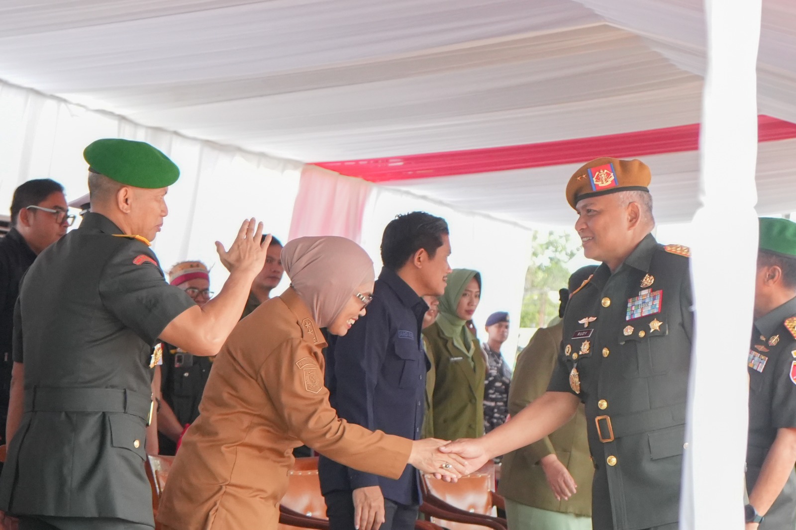 Tongkat Komando Batalyon Arhanud 7/ABC Pindah Tangan, Mayor Bayu Adiwisuda Resmi Jabat Komandan