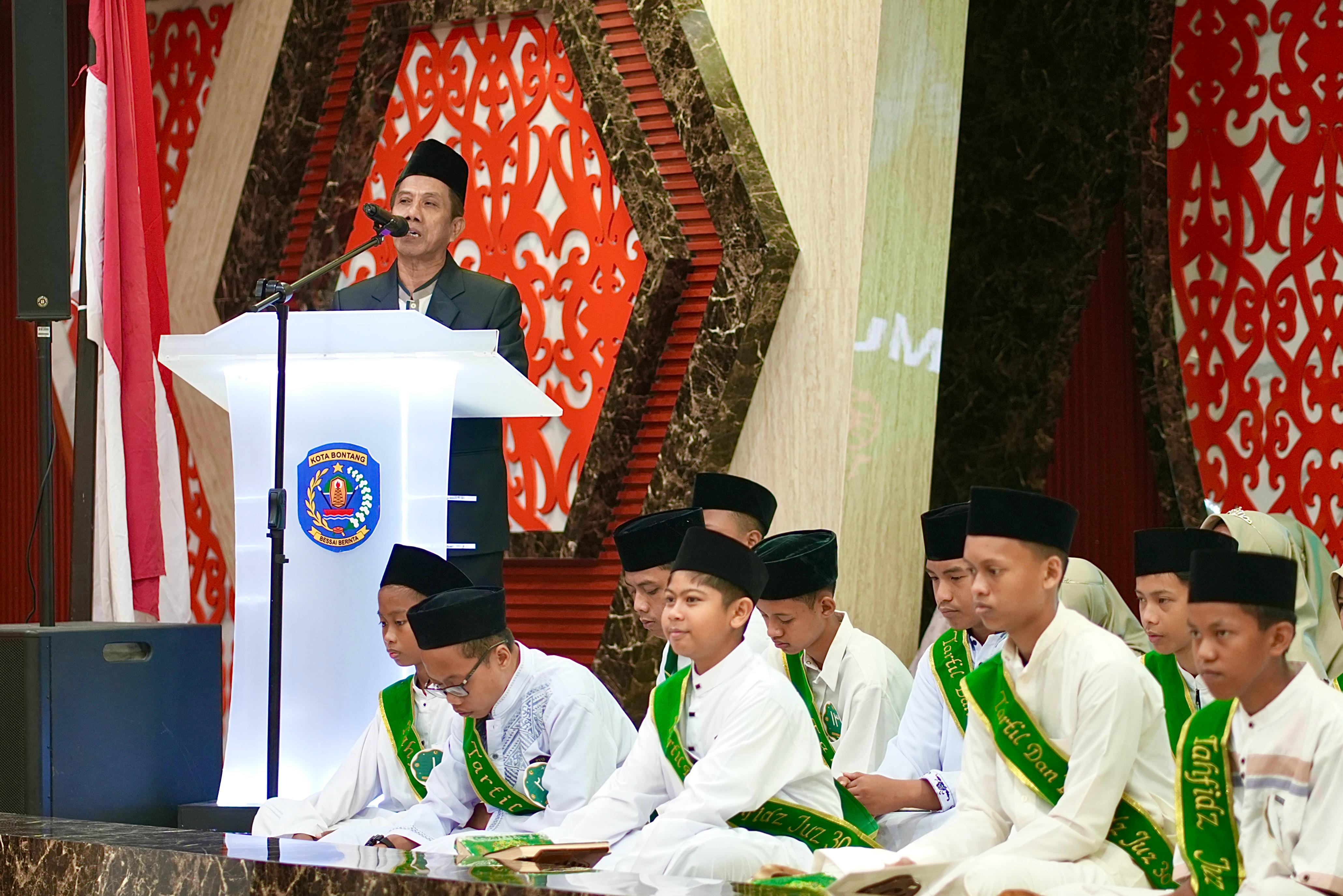 Khotmil Quran dan Imtihan Perdana SMPN 5 Bontang Berkesan, Dr. Baha Ingatkan Implementasi Ajaran Alquran