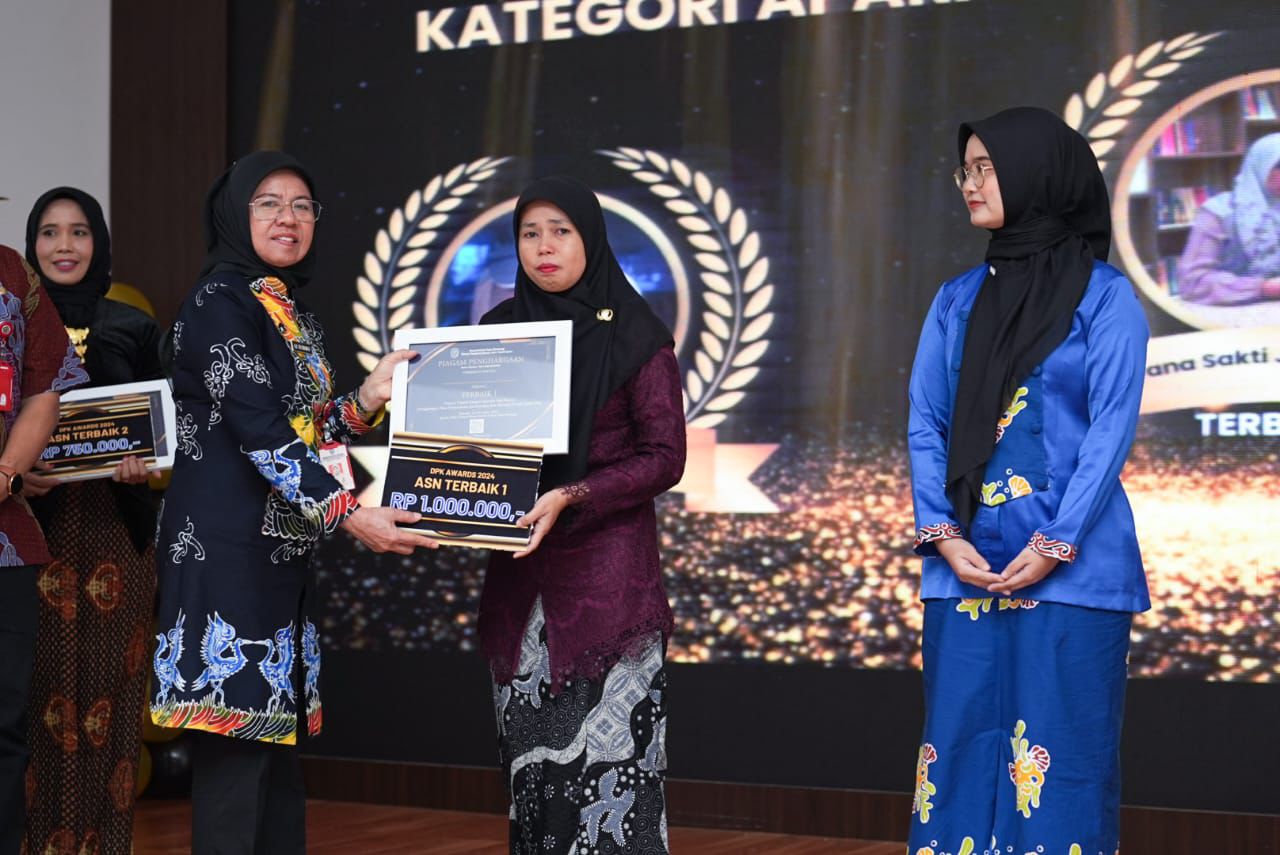 DPK Award 2024 Digelar, Ajang Apresiasi Prestasi dan Dedikasi Pegawai Dinas Perpustakaan dan Kearsipan Kota Bontang