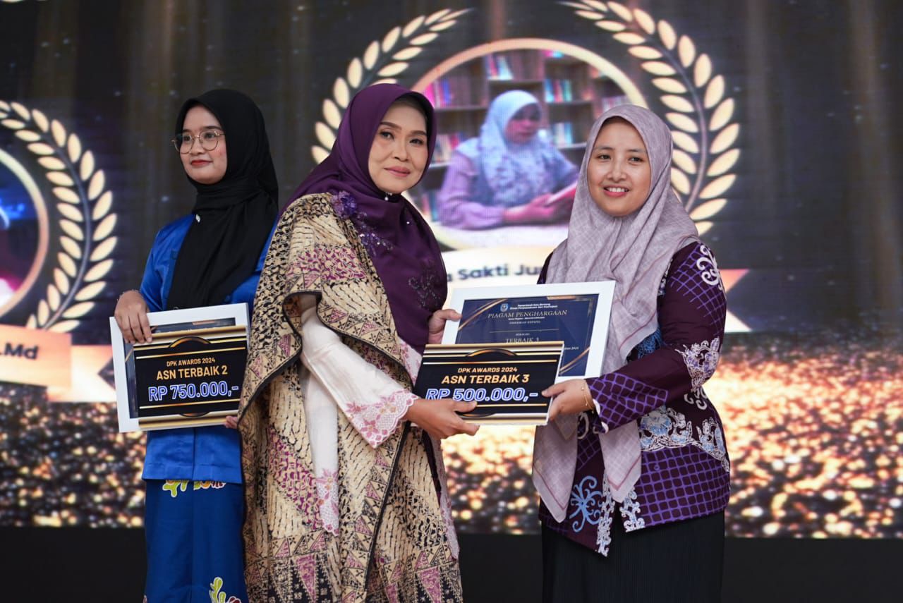 DPK Award 2024 Digelar, Ajang Apresiasi Prestasi dan Dedikasi Pegawai Dinas Perpustakaan dan Kearsipan Kota Bontang