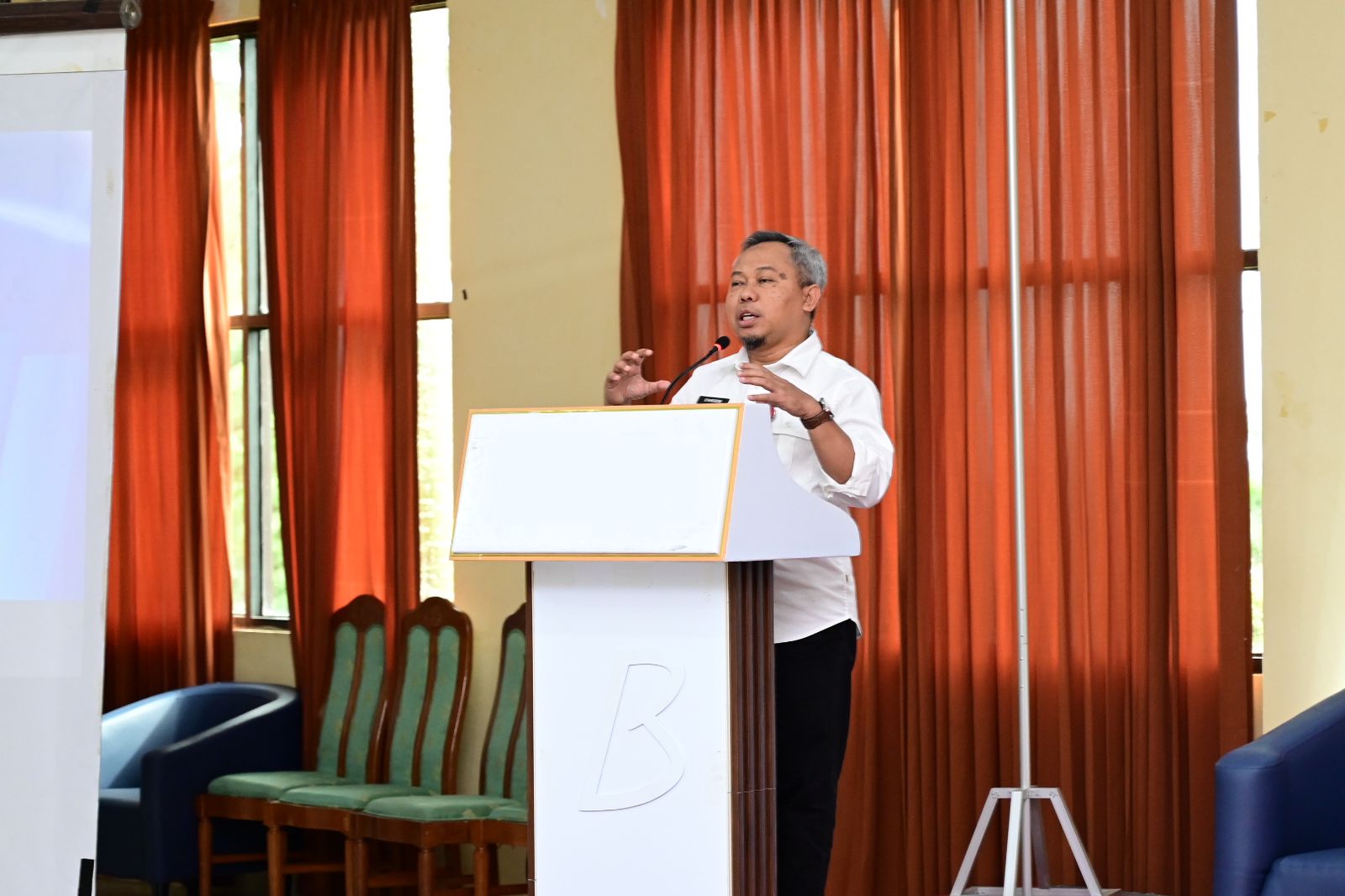 Bapenda Gelar FGD Potensi Pajak dan Retribusi Daerah, Sekda Imbau Optimalkan PAD