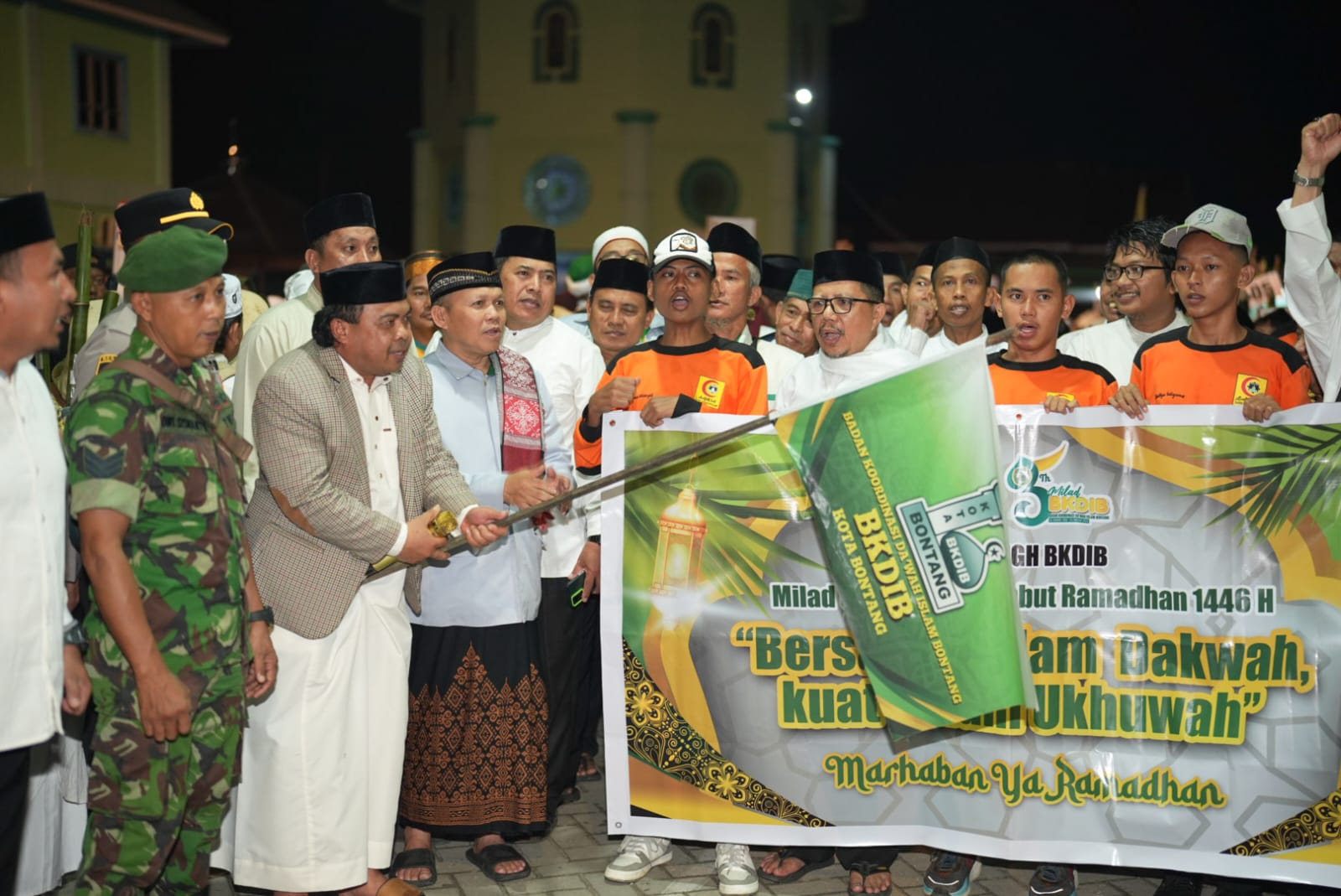 Wakil Wali Kota Agus Haris Hadiri Pawai Obor : Simbol Kebersamaan Menyambut Bulan Ramadhan