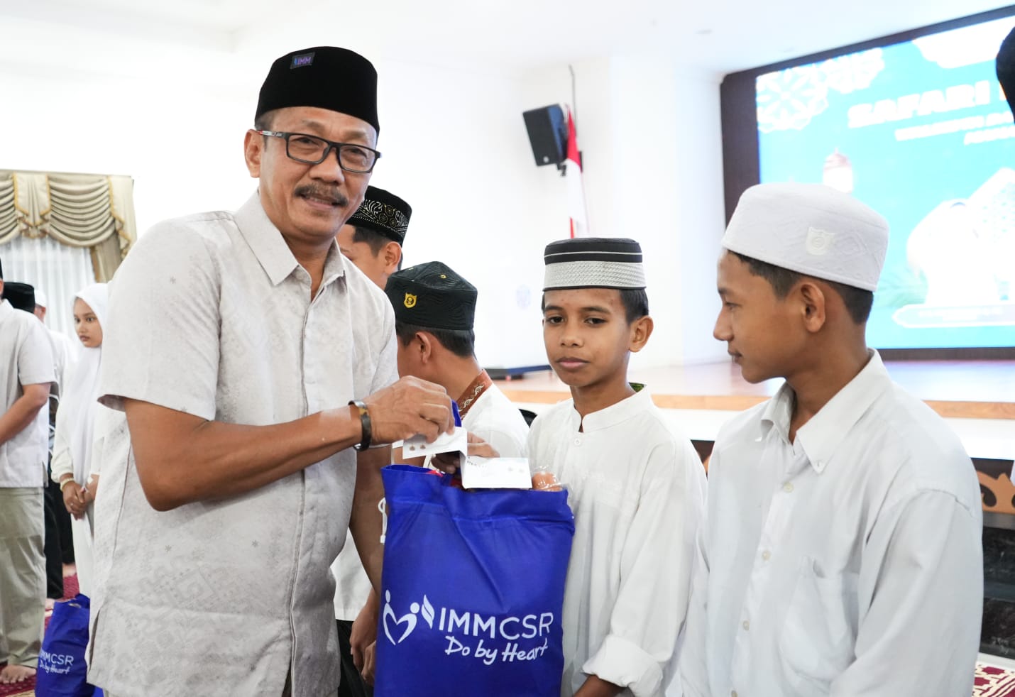Buka Puasa Bersama Wali Kota, IMM Santuni Anak Yatim