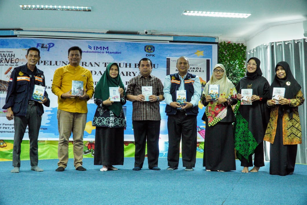 Peluncuran 7 Buku dan Bedah Karya, Wakil Wali Kota Bontang Agus Haris : Cerdaskan Peradaban Dengan Menulis