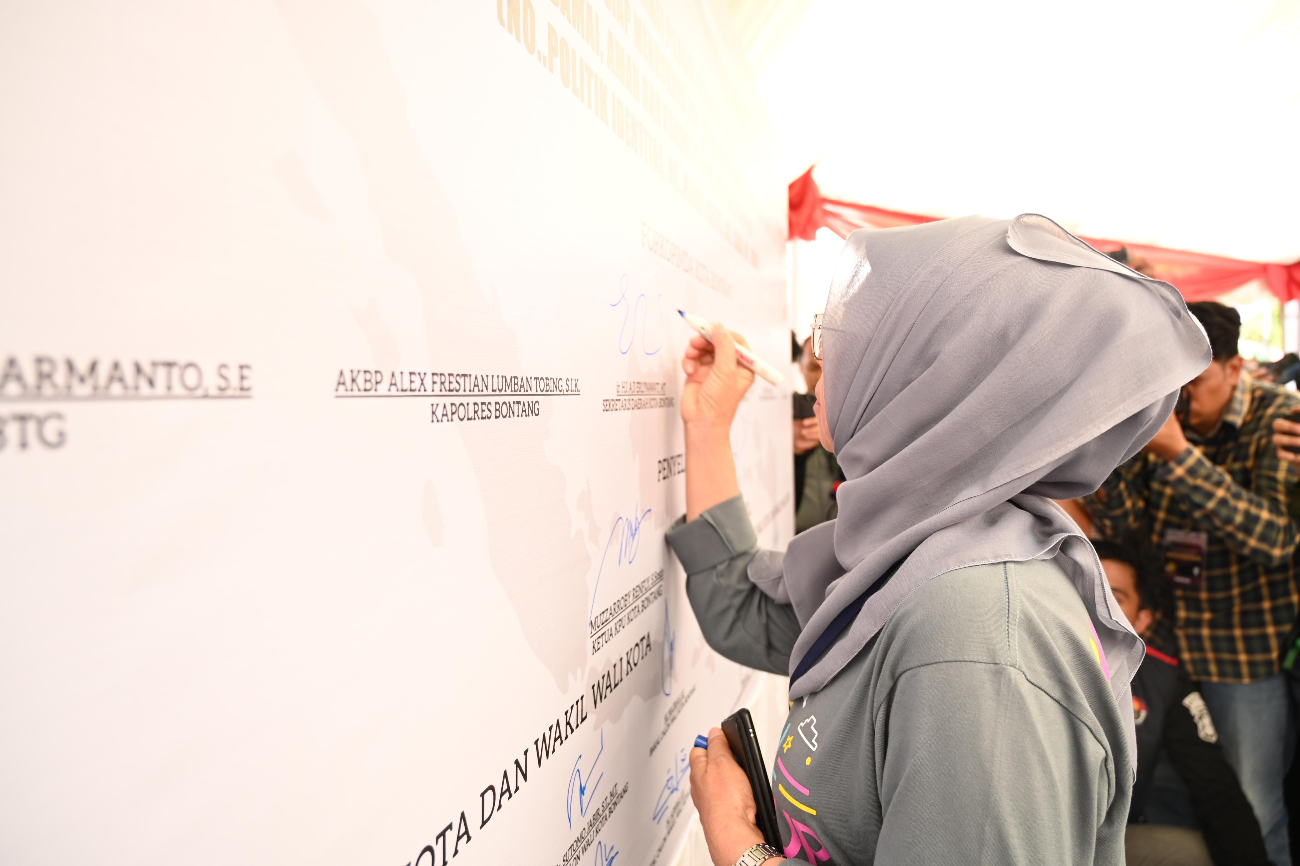 KPU Bontang Tetapkan Nomor Urut Pasangan Calon Wali Kota dan Wakil Wali Kota untuk Pilkada 2024