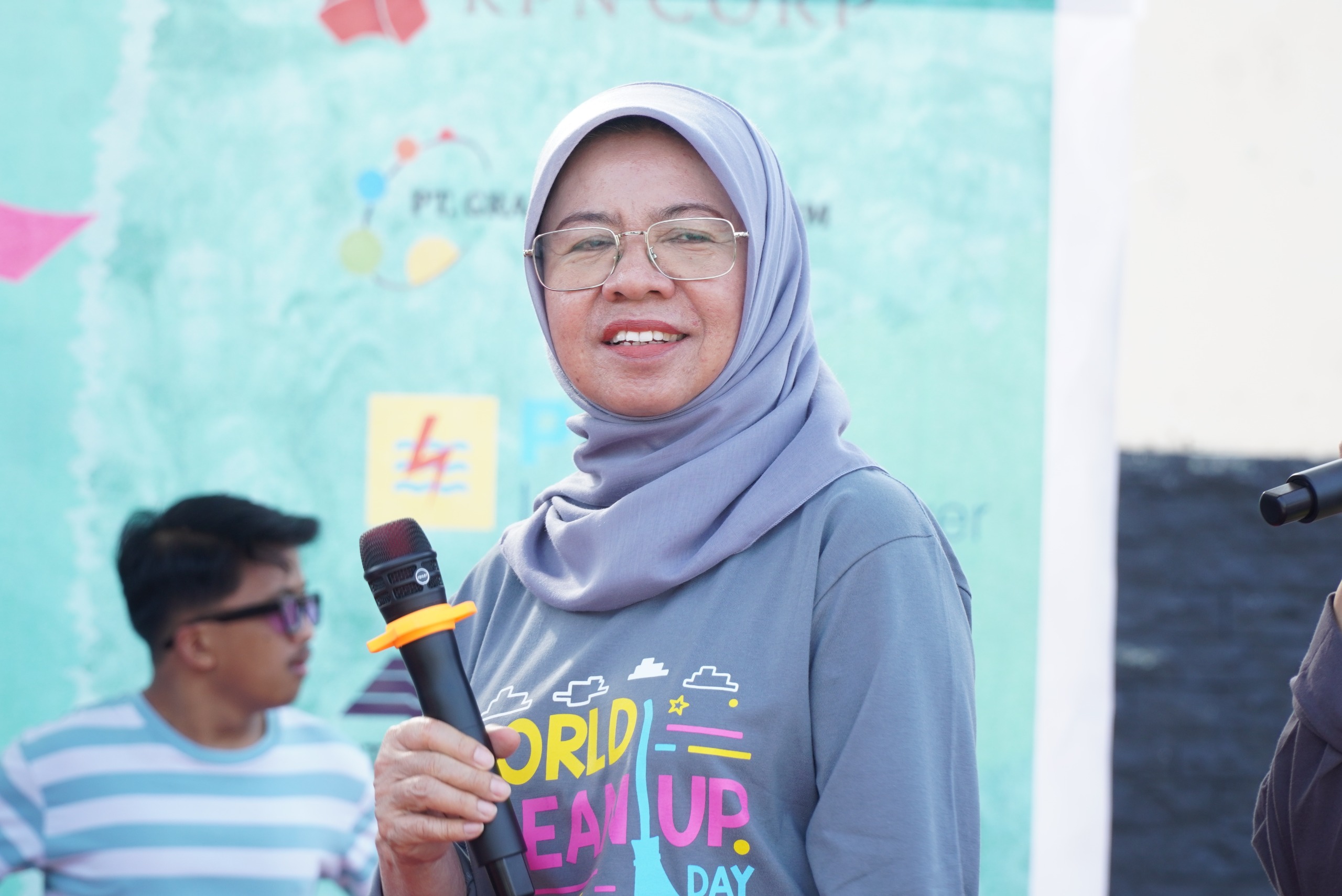 Dinas Lingkungan Hidup Gelar World Cleanup Day, Sekda Ajak Masyarakat Sadar dan Peduli Sampah