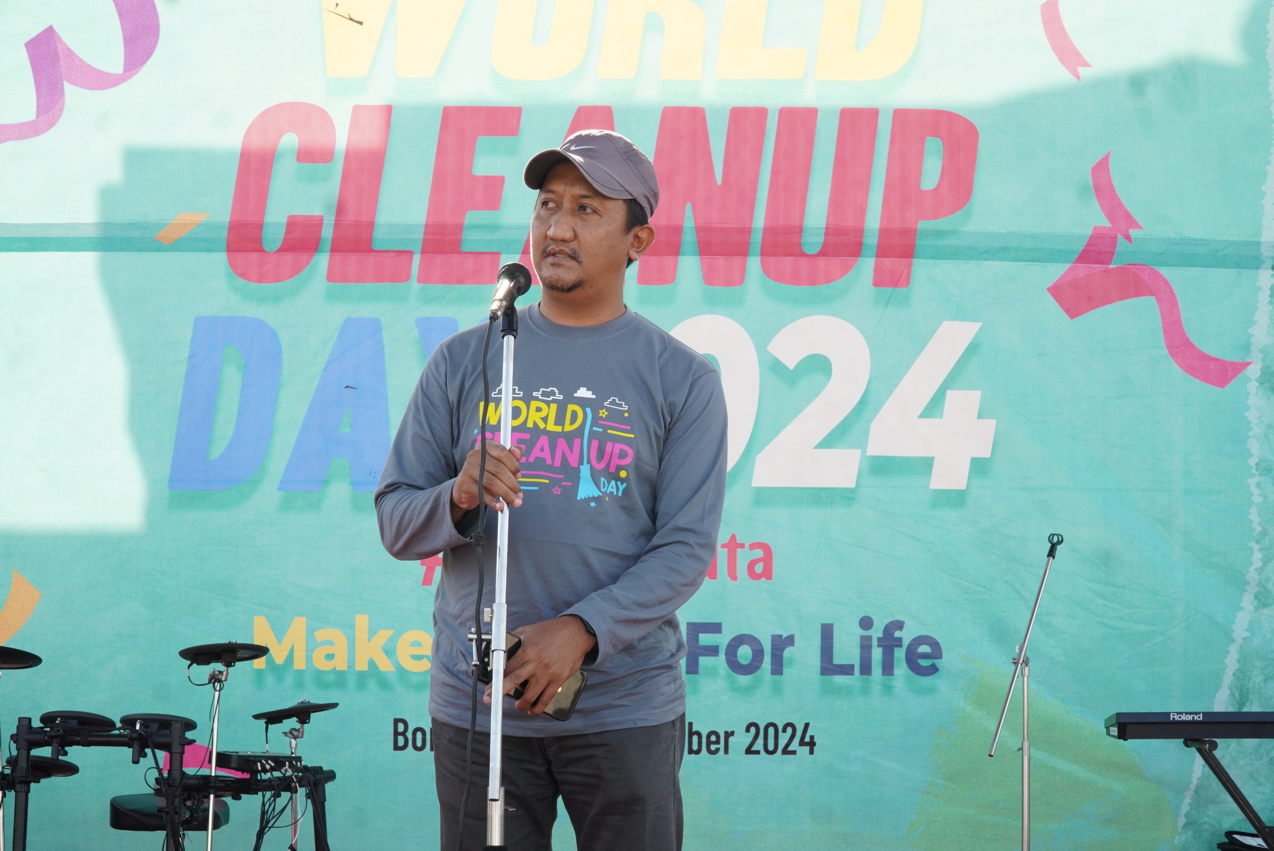Dinas Lingkungan Hidup Gelar World Cleanup Day, Sekda Ajak Masyarakat Sadar dan Peduli Sampah