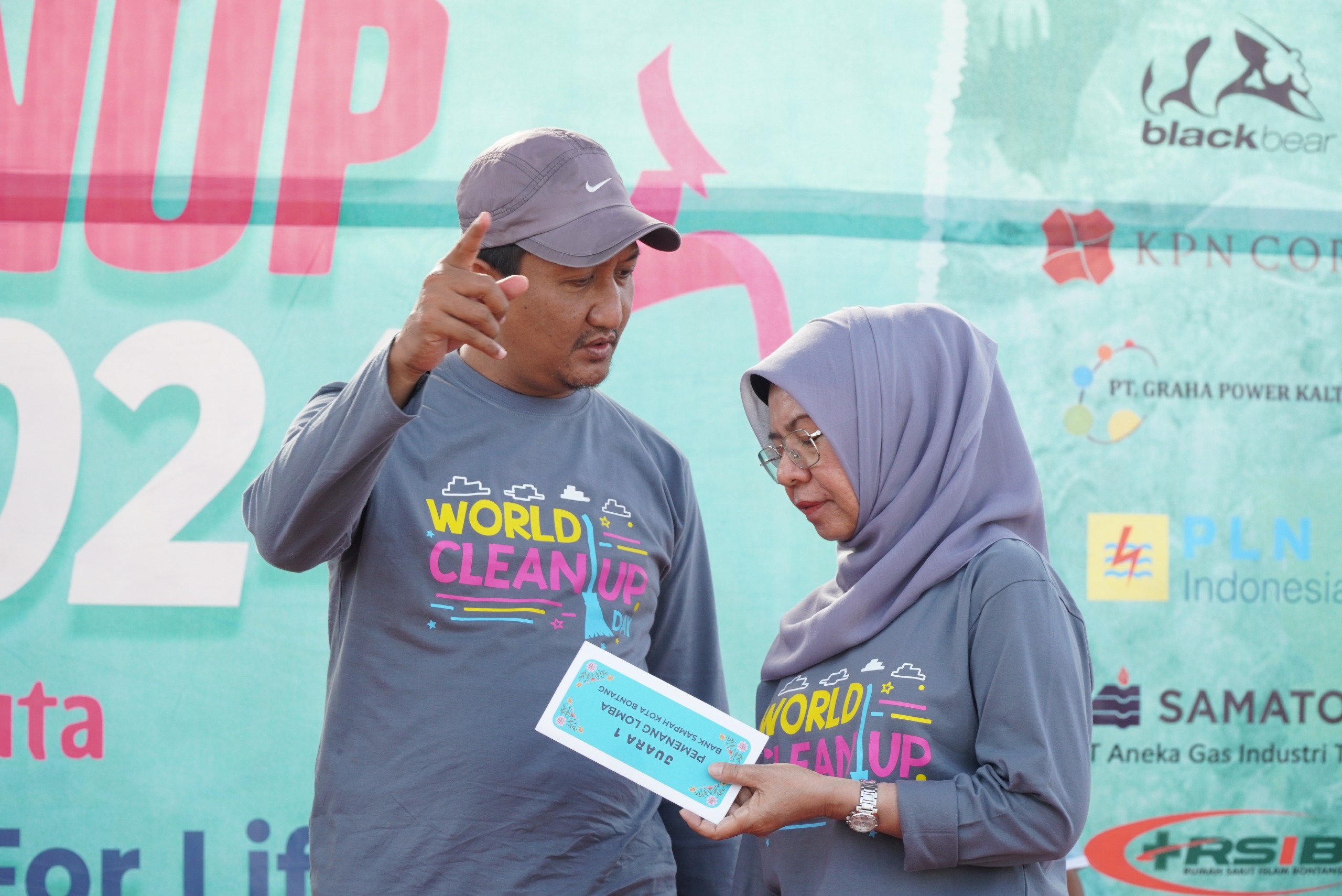 Dinas Lingkungan Hidup Gelar World Cleanup Day, Sekda Ajak Masyarakat Sadar dan Peduli Sampah