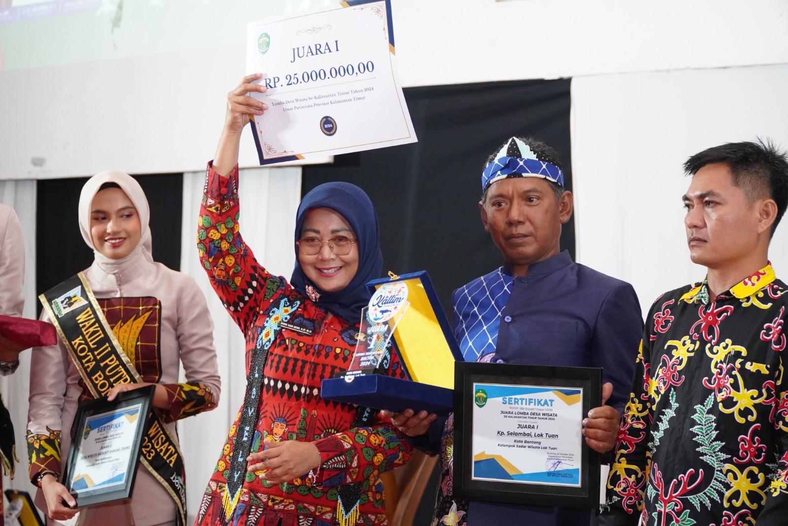 Kelurahan Loktuan Sabet Juara 1 Lomba Desa Wisata se-Kaltim 2024