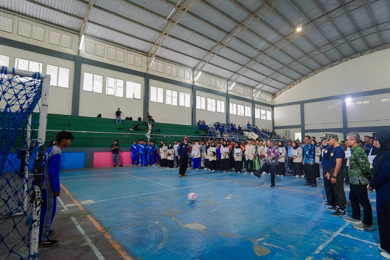 Turnamen Futsal Piala SMABU Resmi Dibuka, 25 Tim Berlaga di GOR Loktuan