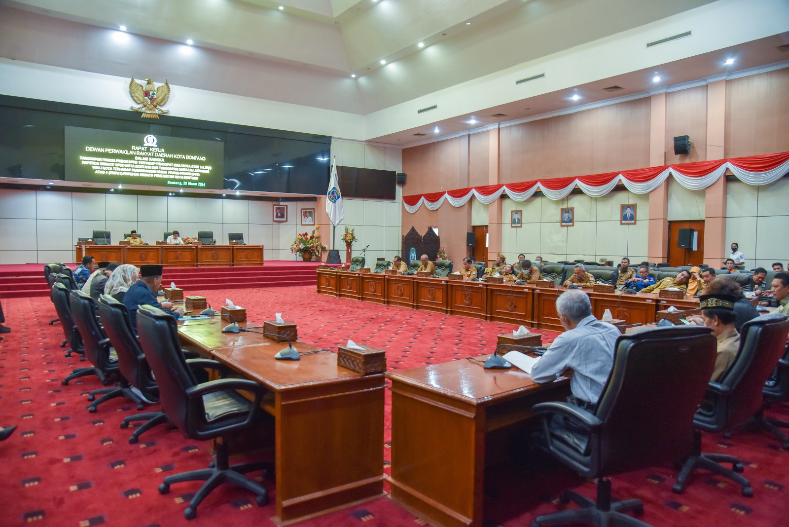 Wali Kota Bontang Berikan Tanggapan Jawaban Terhadap Pemandangan Umum Fraksi-Fraksi atas 4(Empat) Raperda Inisiatif Pemerintah Kota Bontang