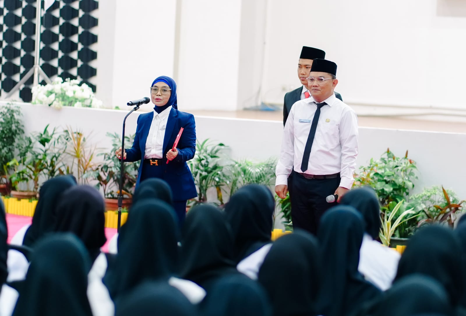 214 PPPK Resmi Dilantik Wali Kota, Harapan Baru untuk Pelayanan Publik