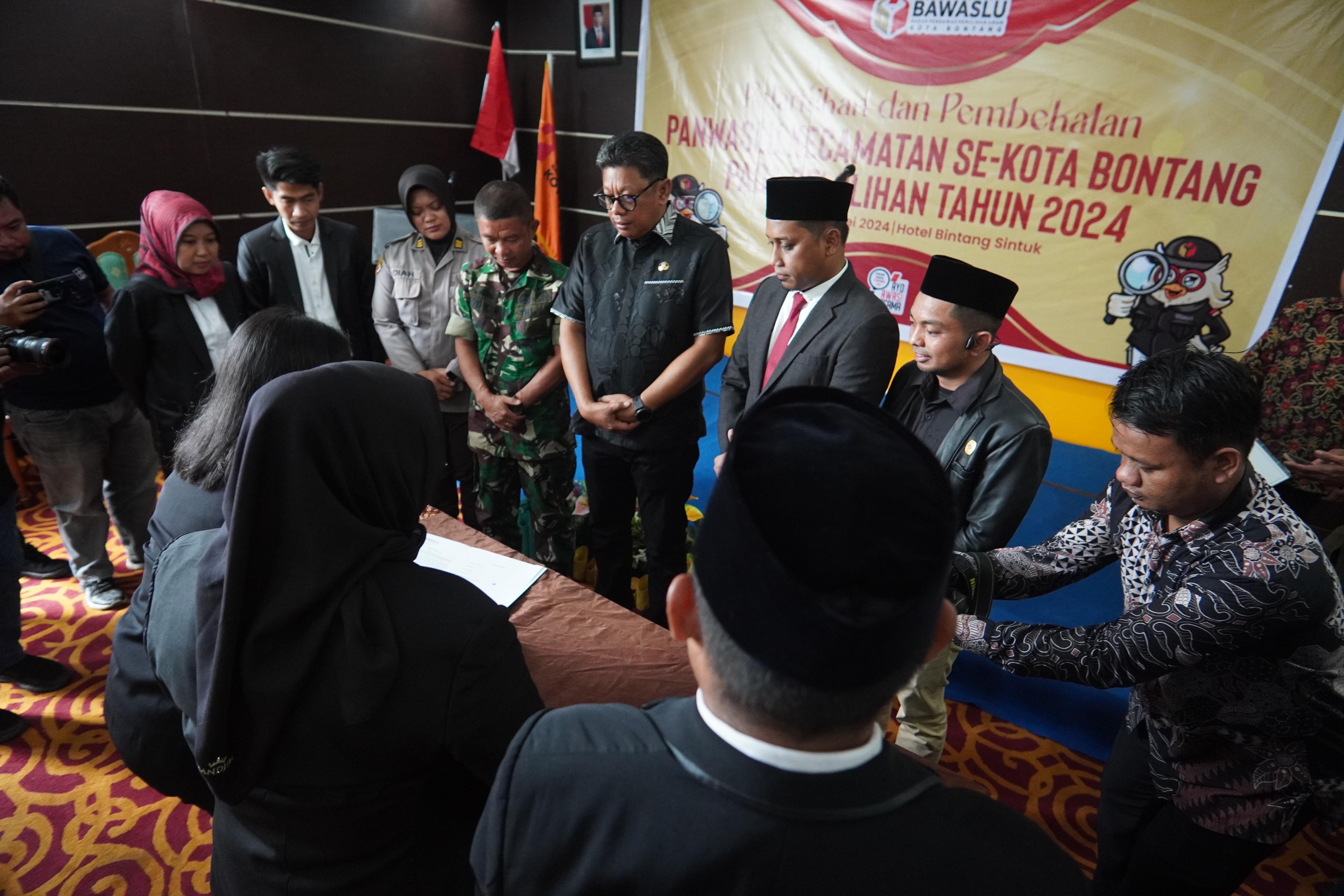 PANWASLU Kecamatan Se-Kota Bontang untuk Pemilu 2024 Resmi Dilantik Hari ini.