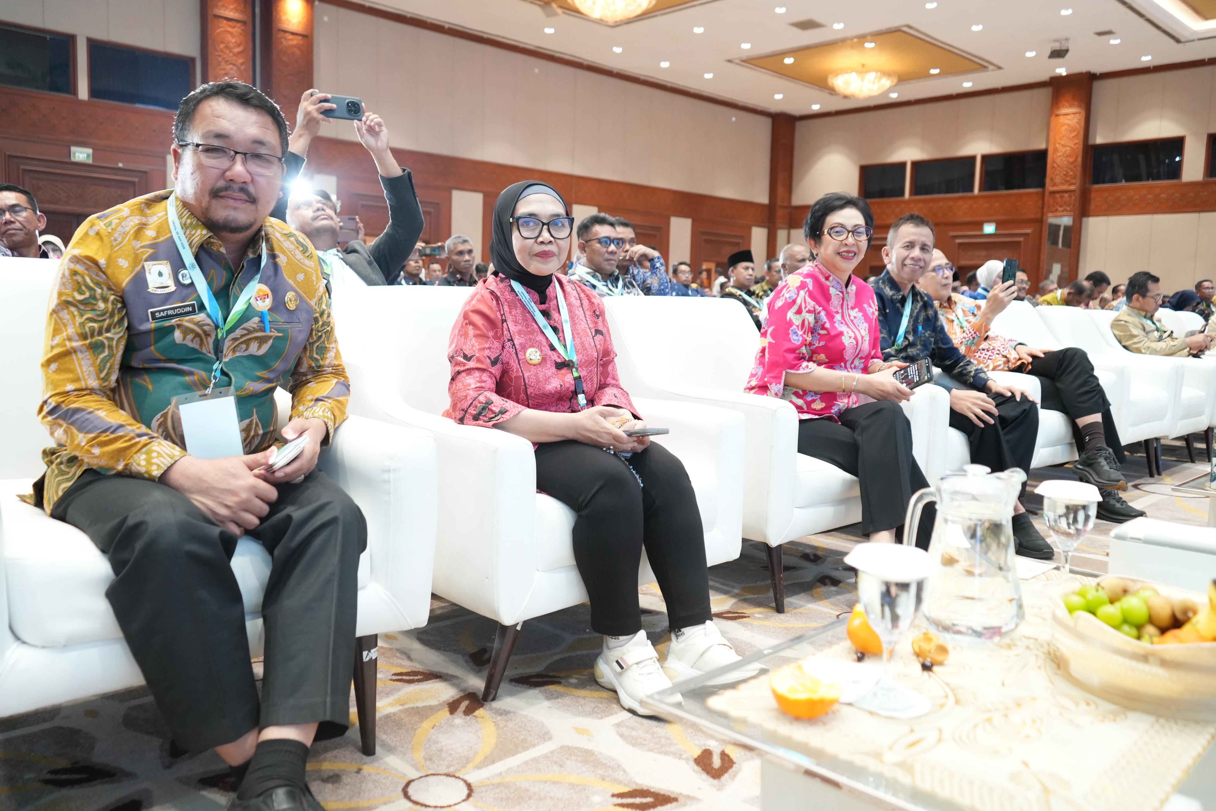 Wali Kota Neni di Rakornas Pengelolaan Sampah: Bontang Siap Akhiri Polusi Plastik dengan Inovasi 3R