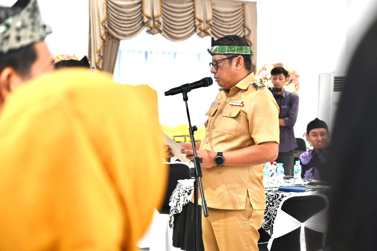 Wali Kota Basri Rase Kukuhkan Tim Percepatan Akses Keuangan Daerah (TPAKD) Kota Bontang