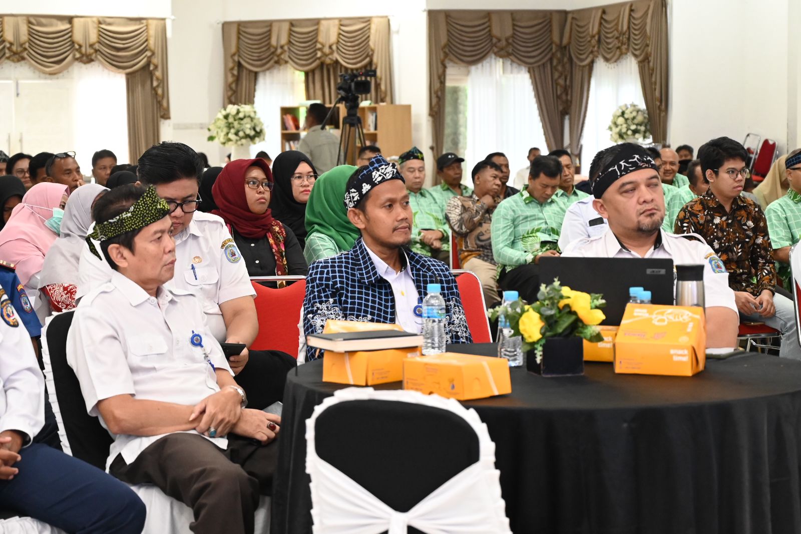Walikota Bontang Gelar Dialog dengan Puluhan Ketua RT se Bontang Barat: Diskusi Kritis untuk Kemajuan Kota