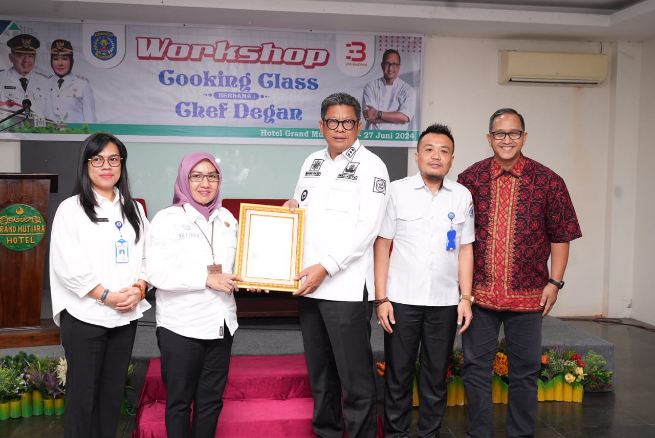 Gali Potensi Kuliner Khas Bontang, Dispopar Menggelar Kelas Memasak Bersama Dengan Chef Degan
