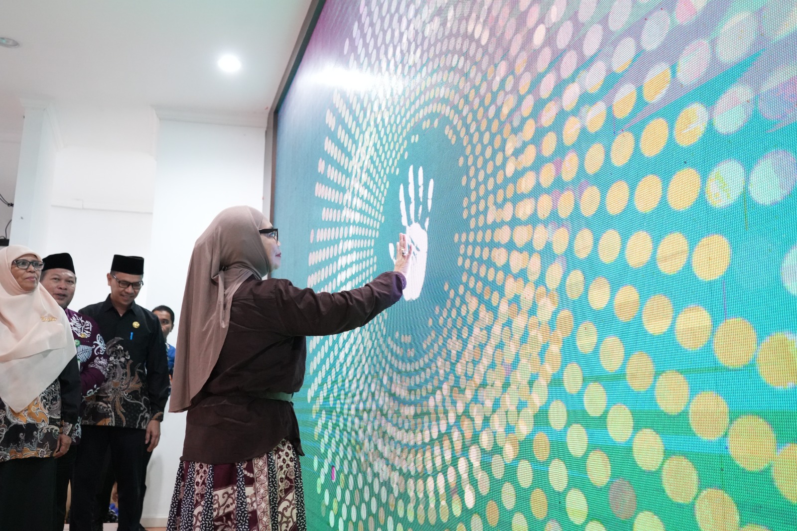 Peluncuruan Program "Tengok Tetangga": Inisiatif MAN Bontang untuk Bangun Kepedulian Sosial di Era Digital