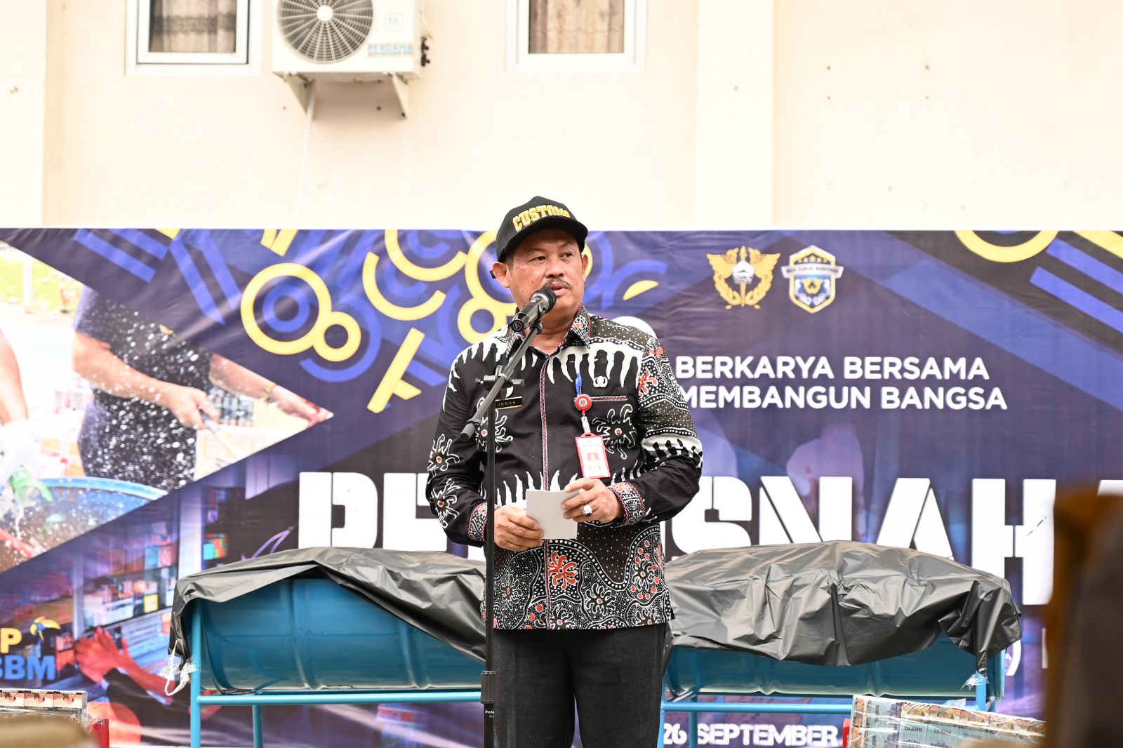 Lukman Saksikan Pemusnahan BKC Ilegal di KPPBC TMP C Bontang