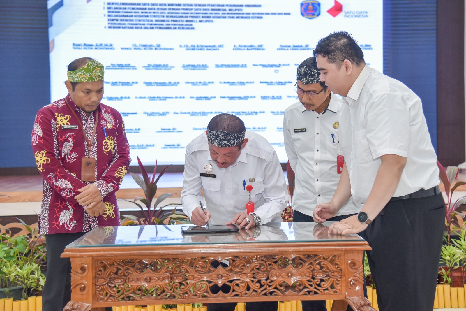 Tingkatkan Akuntabilitas Dalam Pemerintahan, Bapperida Bontang Menggelar  Rapat Forum Satu Data Kota Bontang