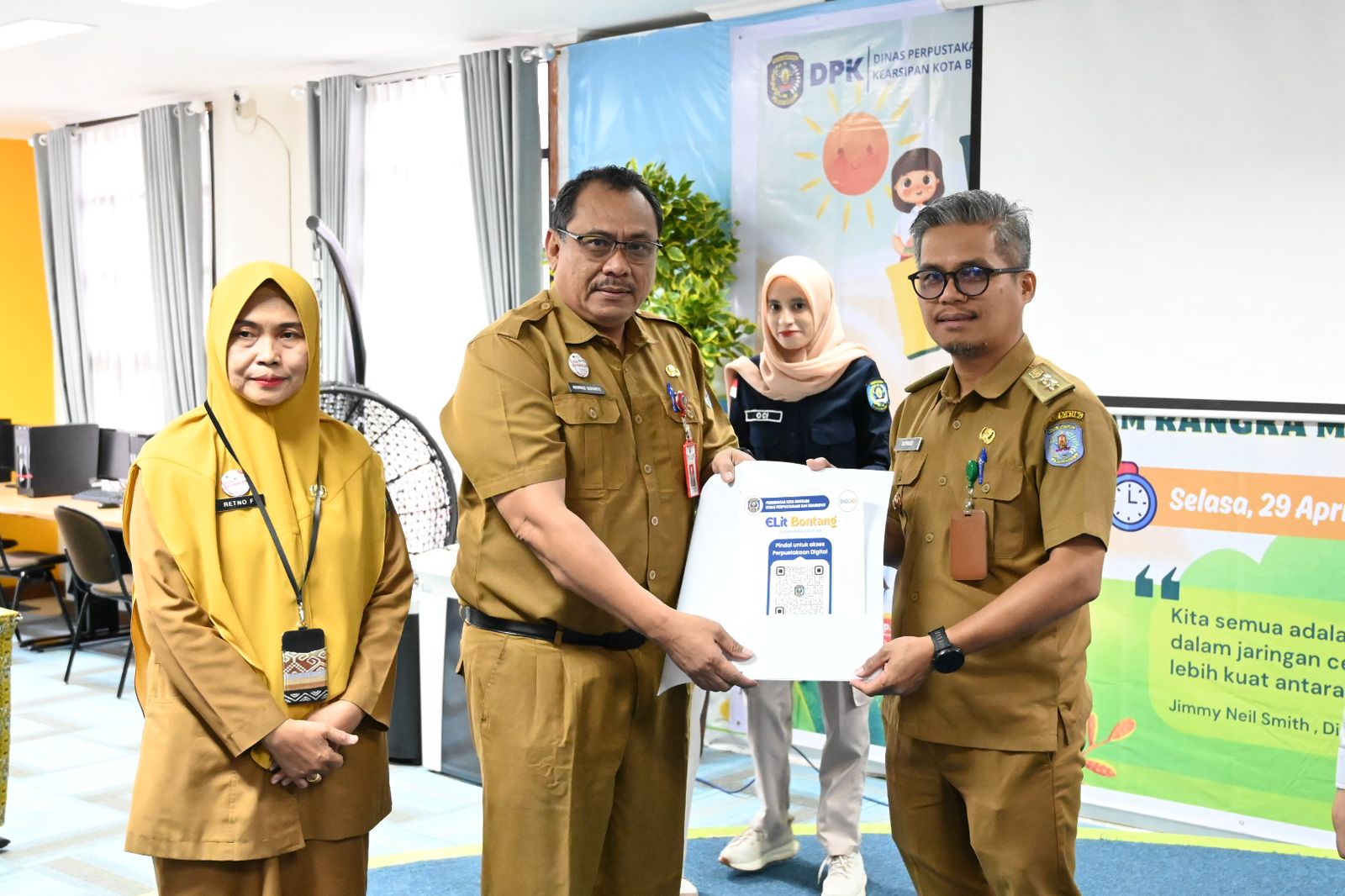 Efisiensi Berpadu Edukasi: DPK Bontang Gelar Lomba Bertutur SD Peringati Hari Kartini