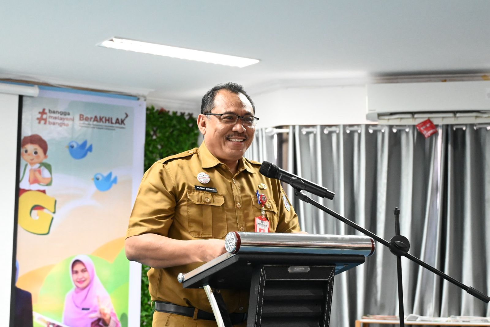 Efisiensi Berpadu Edukasi: DPK Bontang Gelar Lomba Bertutur SD Peringati Hari Kartini