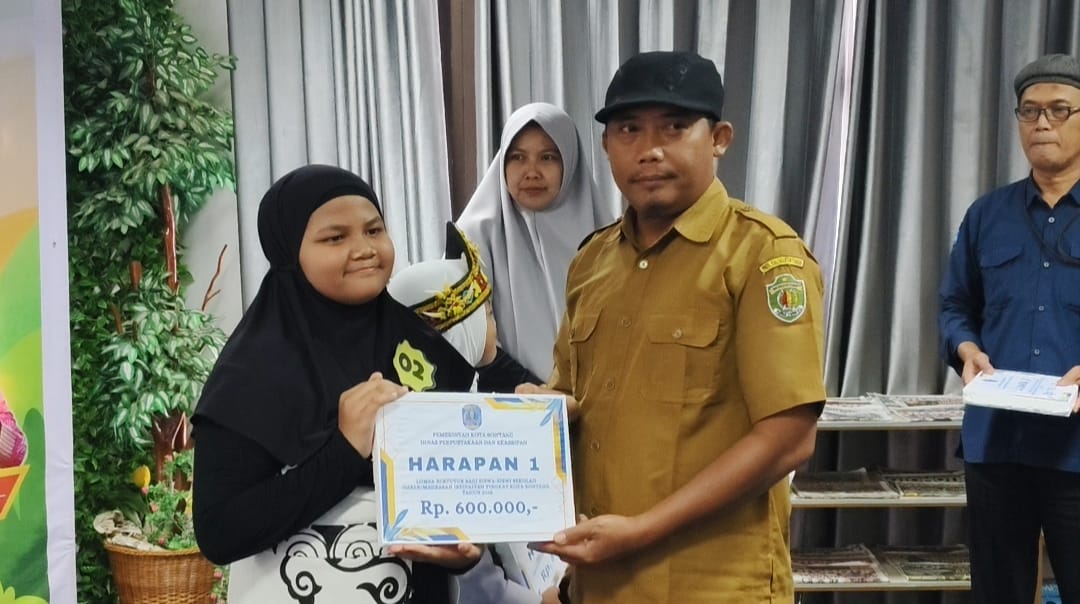 Efisiensi Berpadu Edukasi: DPK Bontang Gelar Lomba Bertutur SD Peringati Hari Kartini