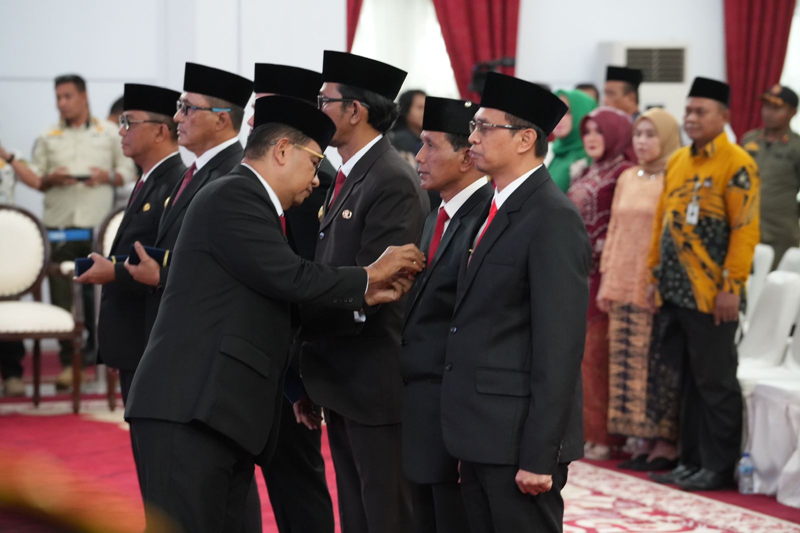 Pj Gubernur Kaltim, Akmal Malik resmi kukuhkan Munawwar sebagai Pjs Wali Kota Bontang