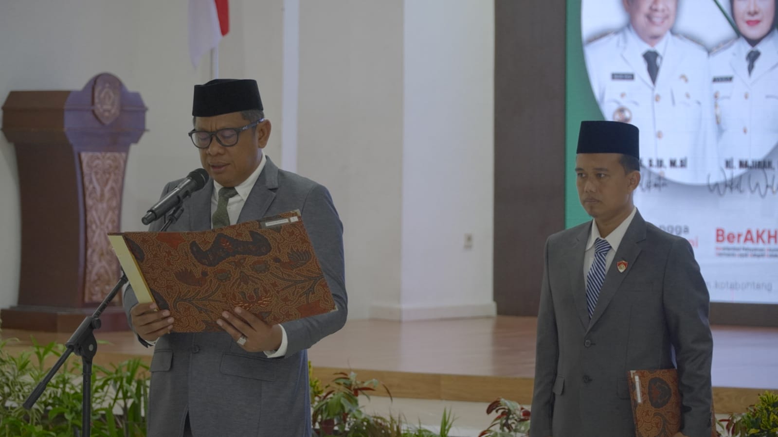Lantik Jafung ASN dan PPPK, Wali Kota Basri Imbau ASN Bontang Harus Jadi Teladan