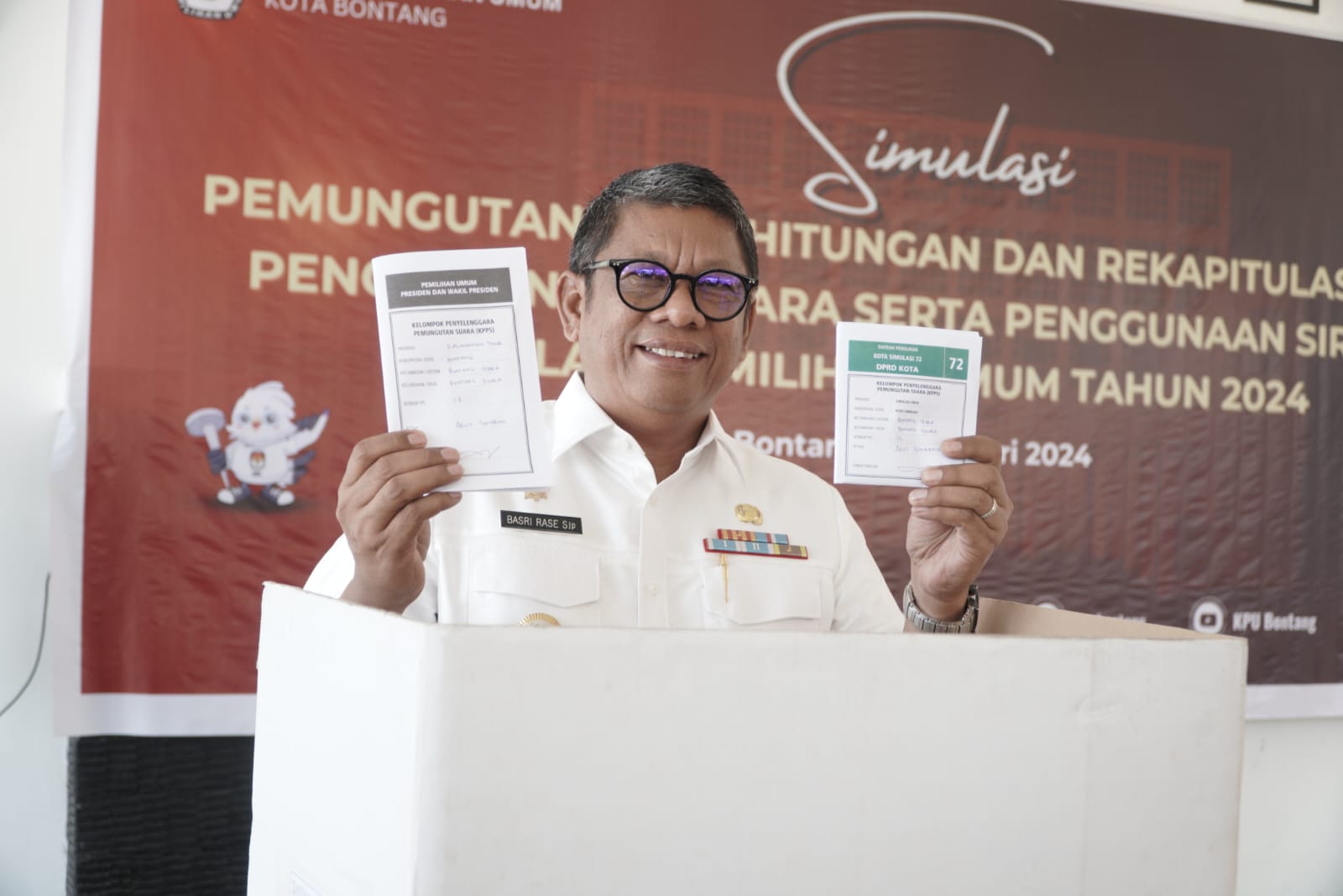 Walikota Bontang Hadiri Simulasi SiRekap Untuk Pemilu 2024